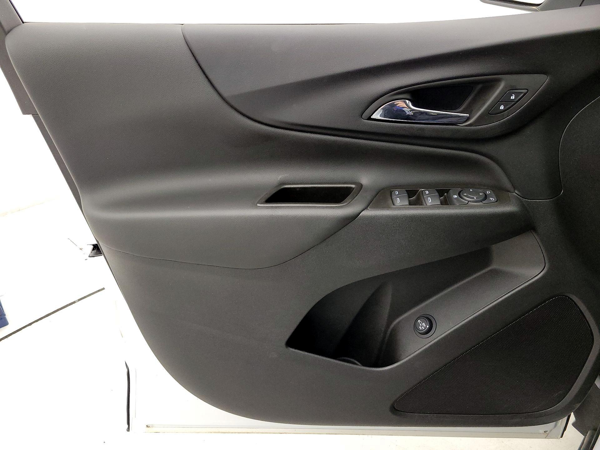 Thumbnail: 2023 Chevrolet Equinox - 12