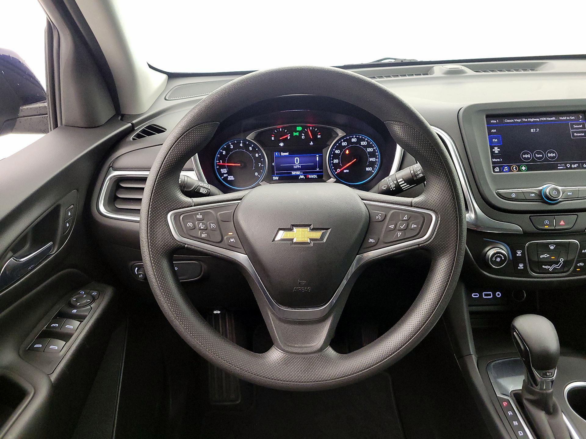 Thumbnail: 2022 Chevrolet Equinox - 10