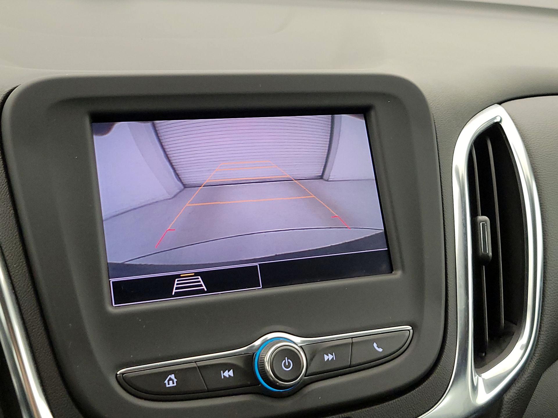 Thumbnail: 2022 Chevrolet Equinox - 14