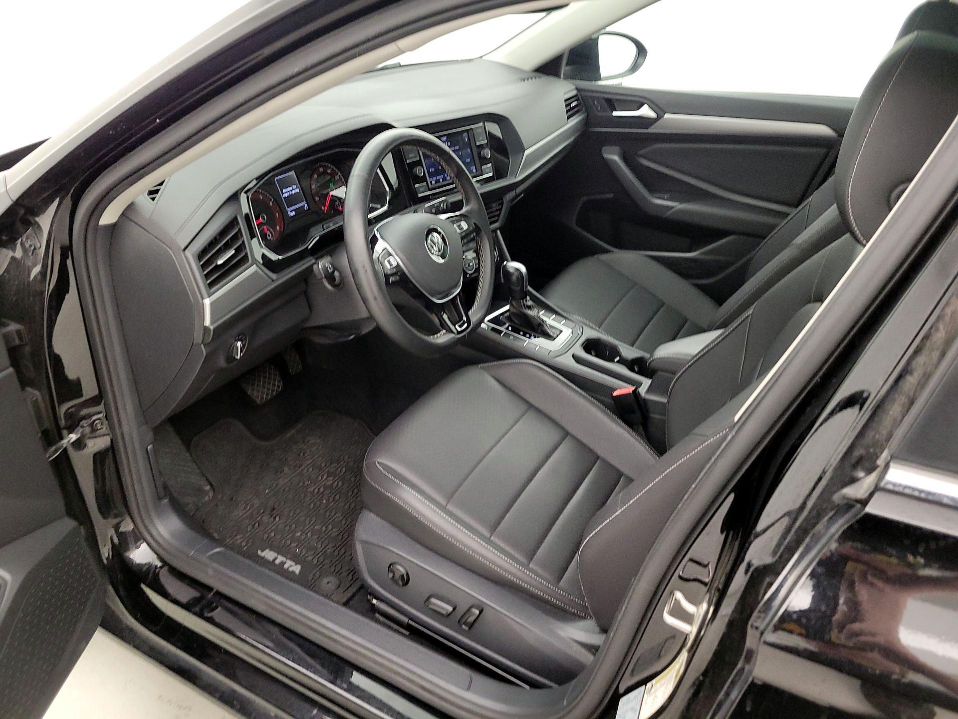 Thumbnail: 2021 Volkswagen Jetta - 11