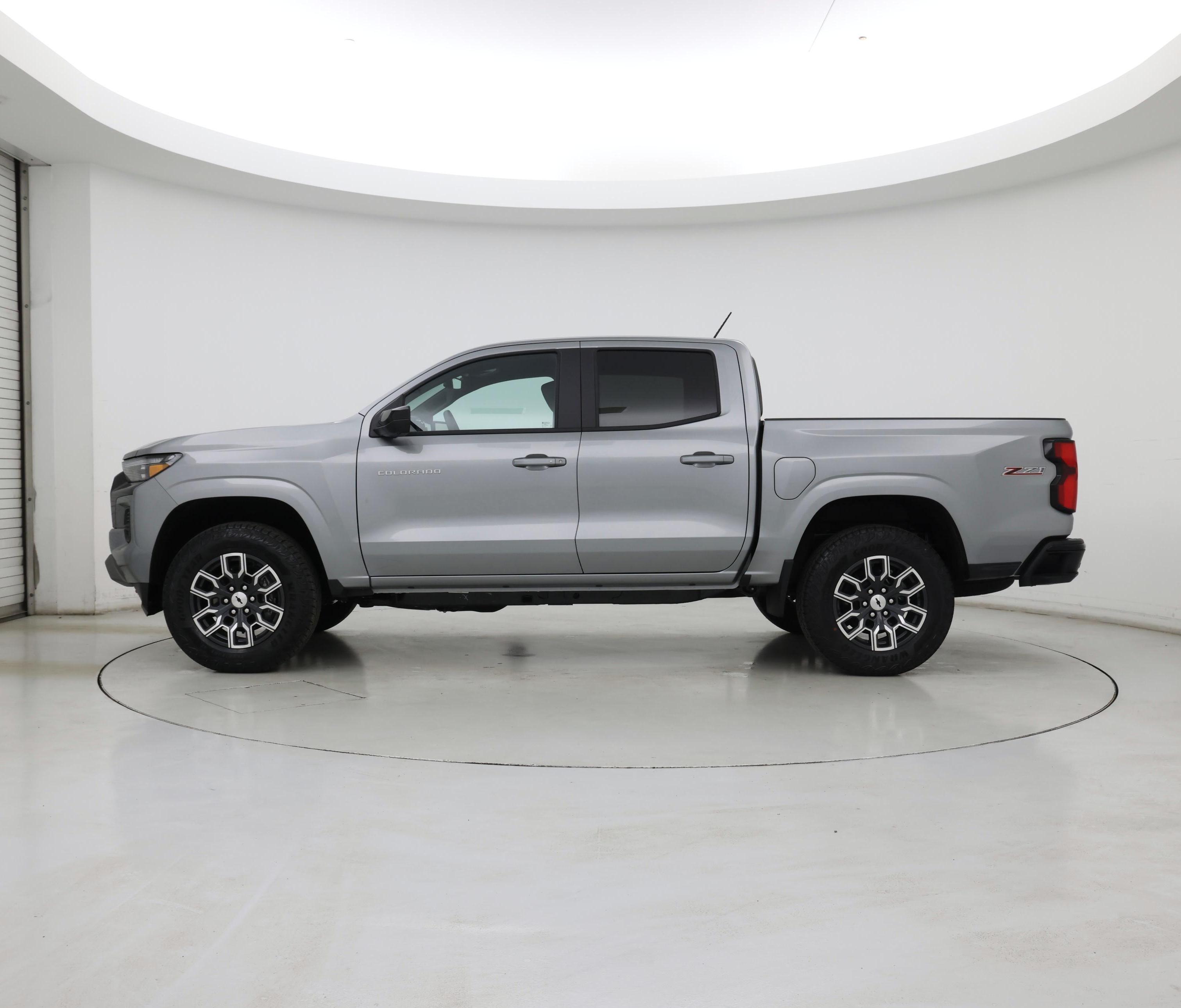 Thumbnail: 2026 Chevrolet Colorado - 3
