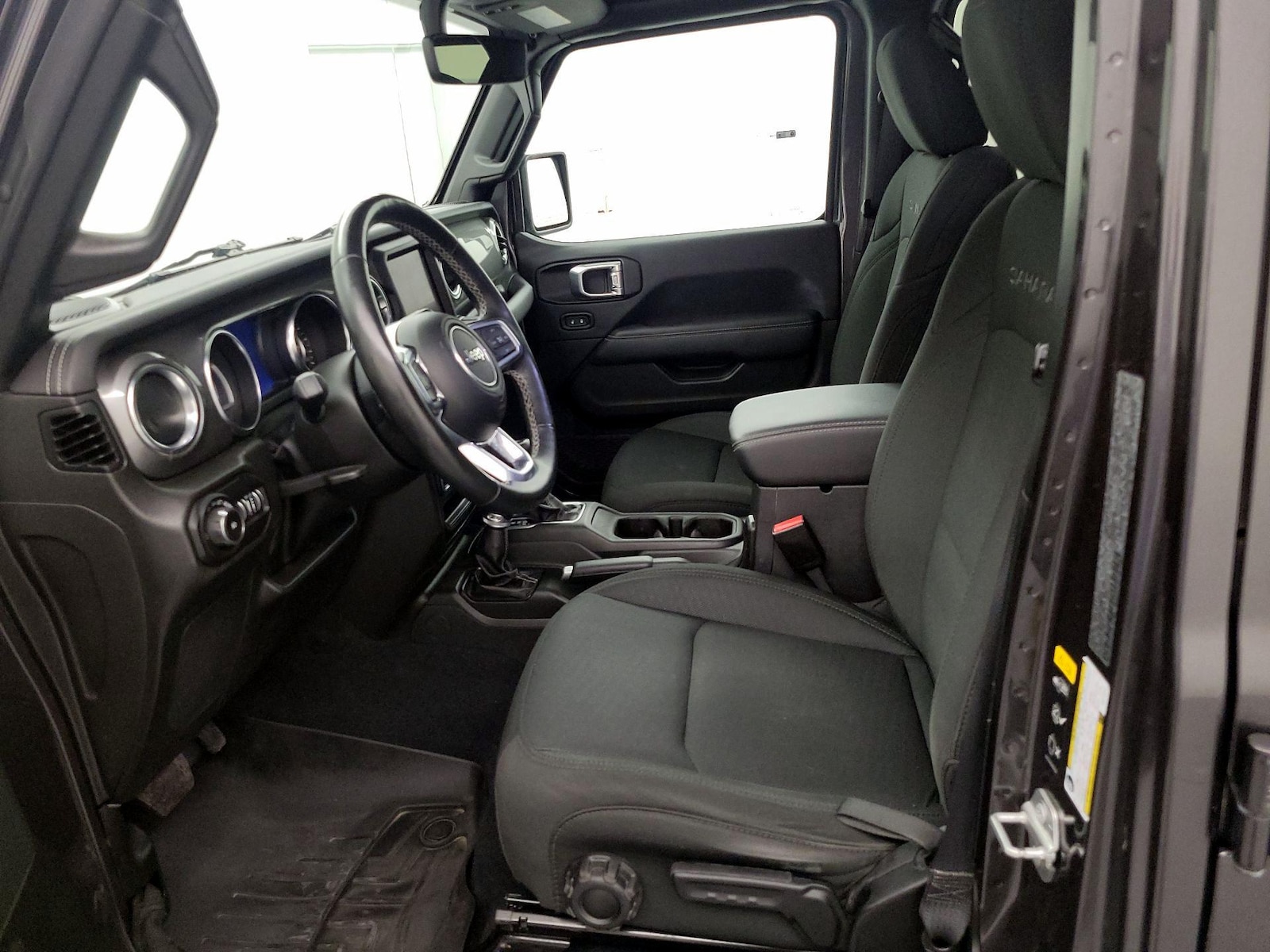 2022 Jeep Wrangler Unlimited Sahara - Photo 12
