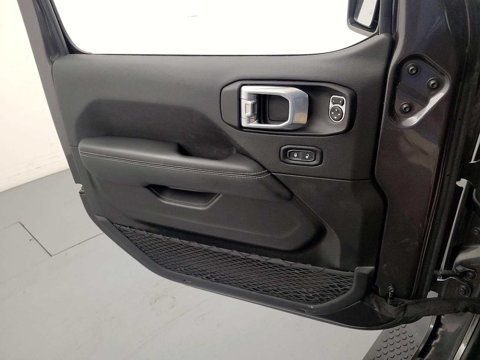 2022 Jeep Wrangler Unlimited Sahara - Photo 13