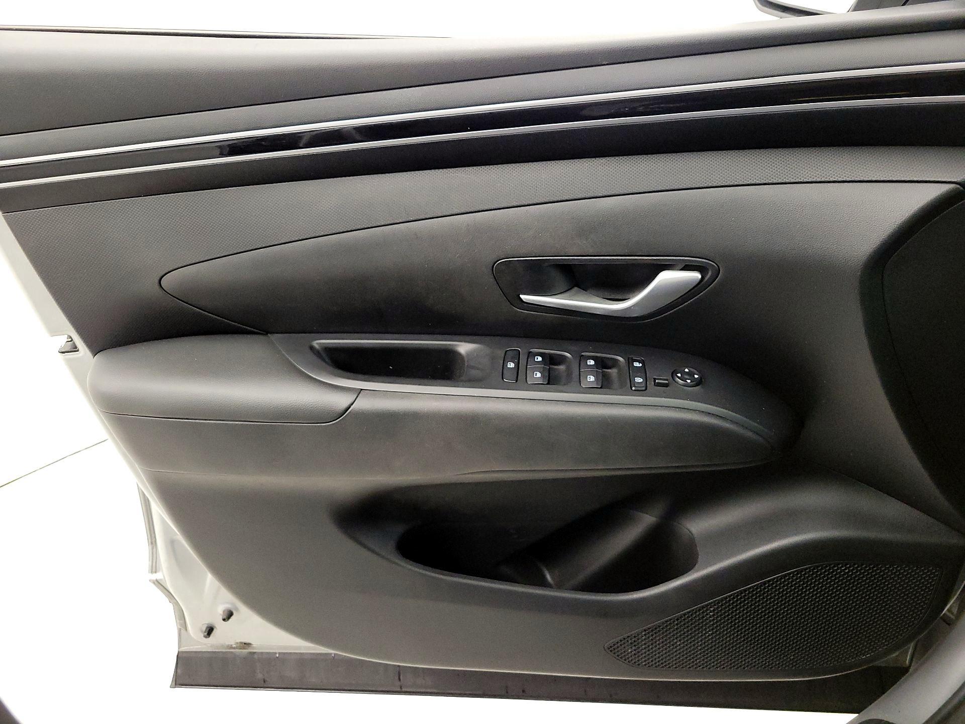 Thumbnail: 2023 Hyundai Tucson - 12