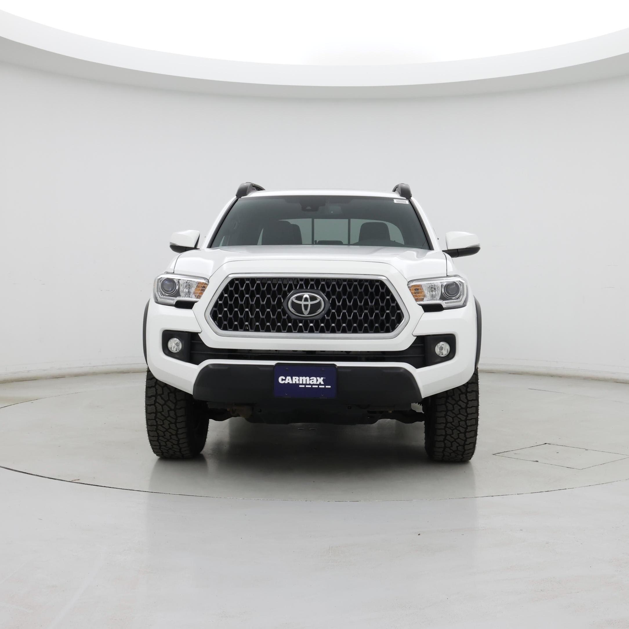 Thumbnail: 2019 Toyota Tacoma - 5