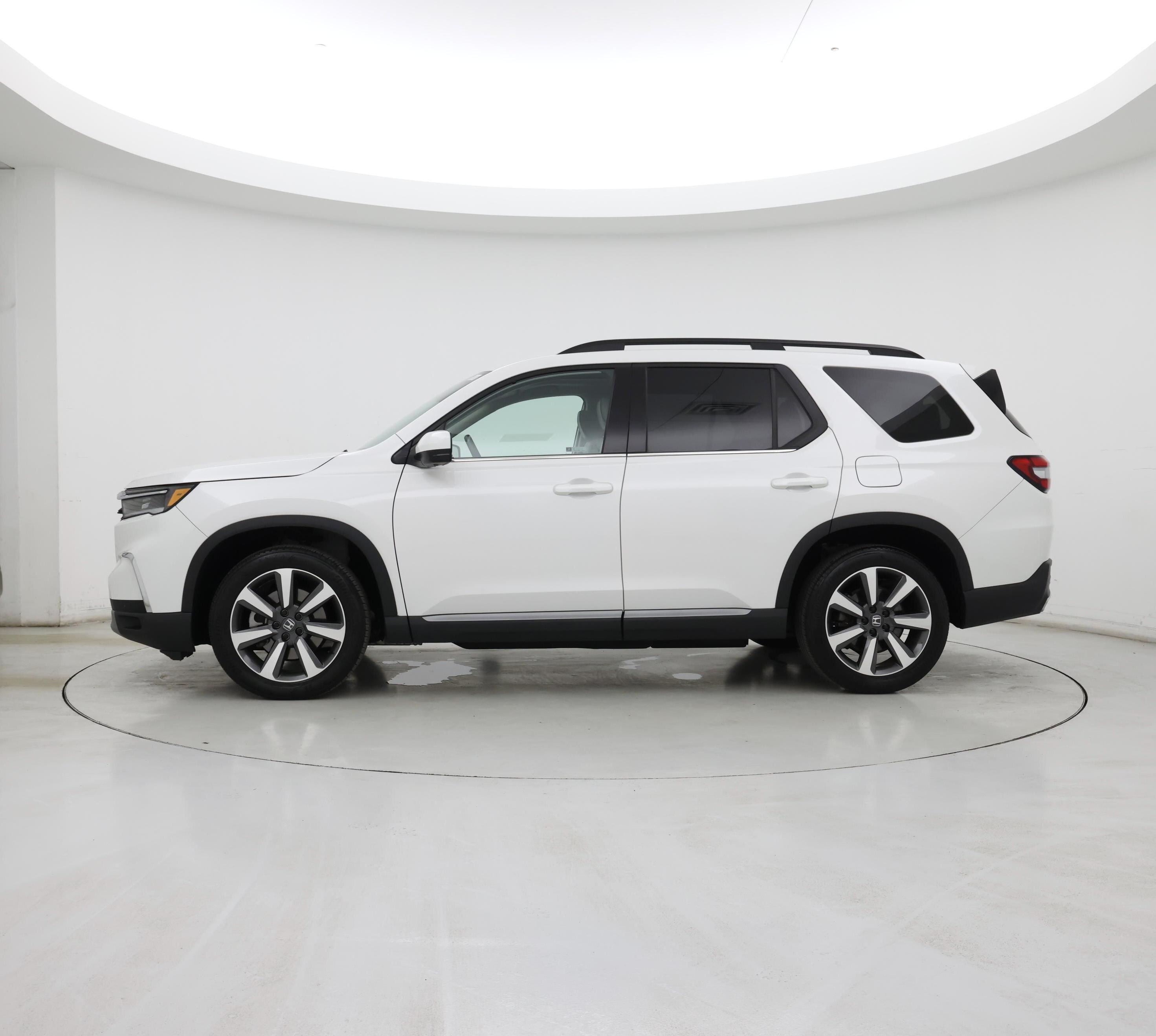 Thumbnail: 2024 Honda Pilot - 3