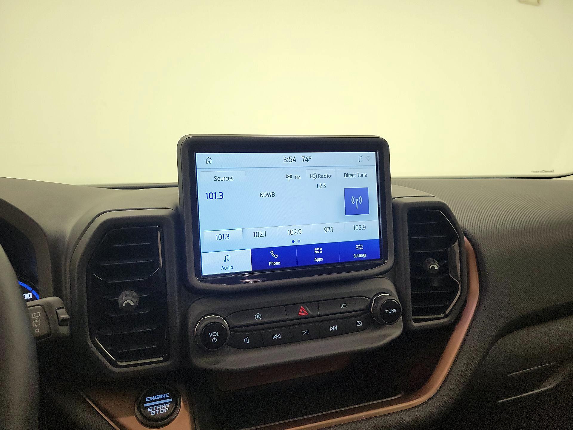 Thumbnail: 2023 Ford Bronco Sport - 15