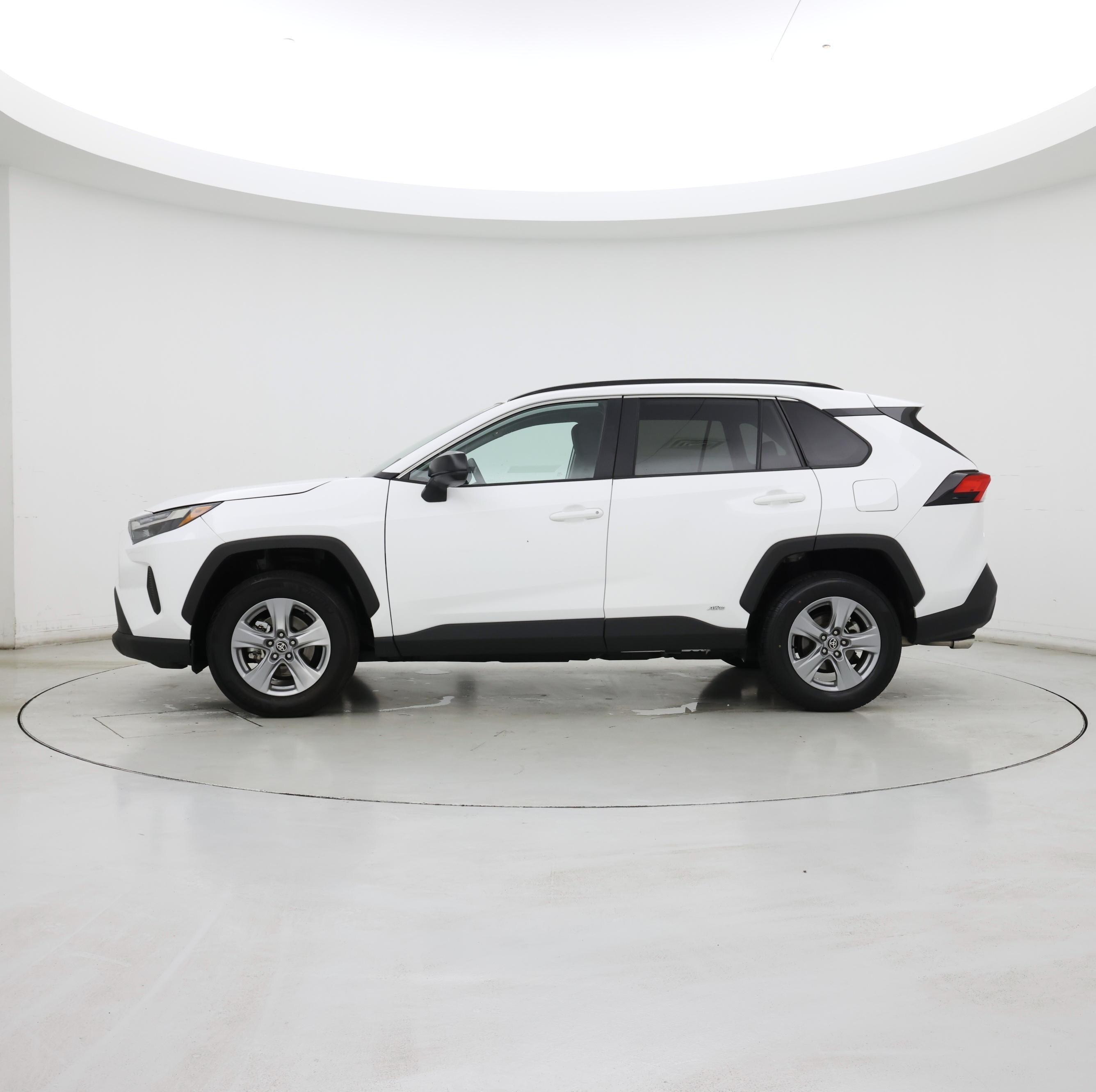 Thumbnail: 2025 Toyota RAV4 - 3