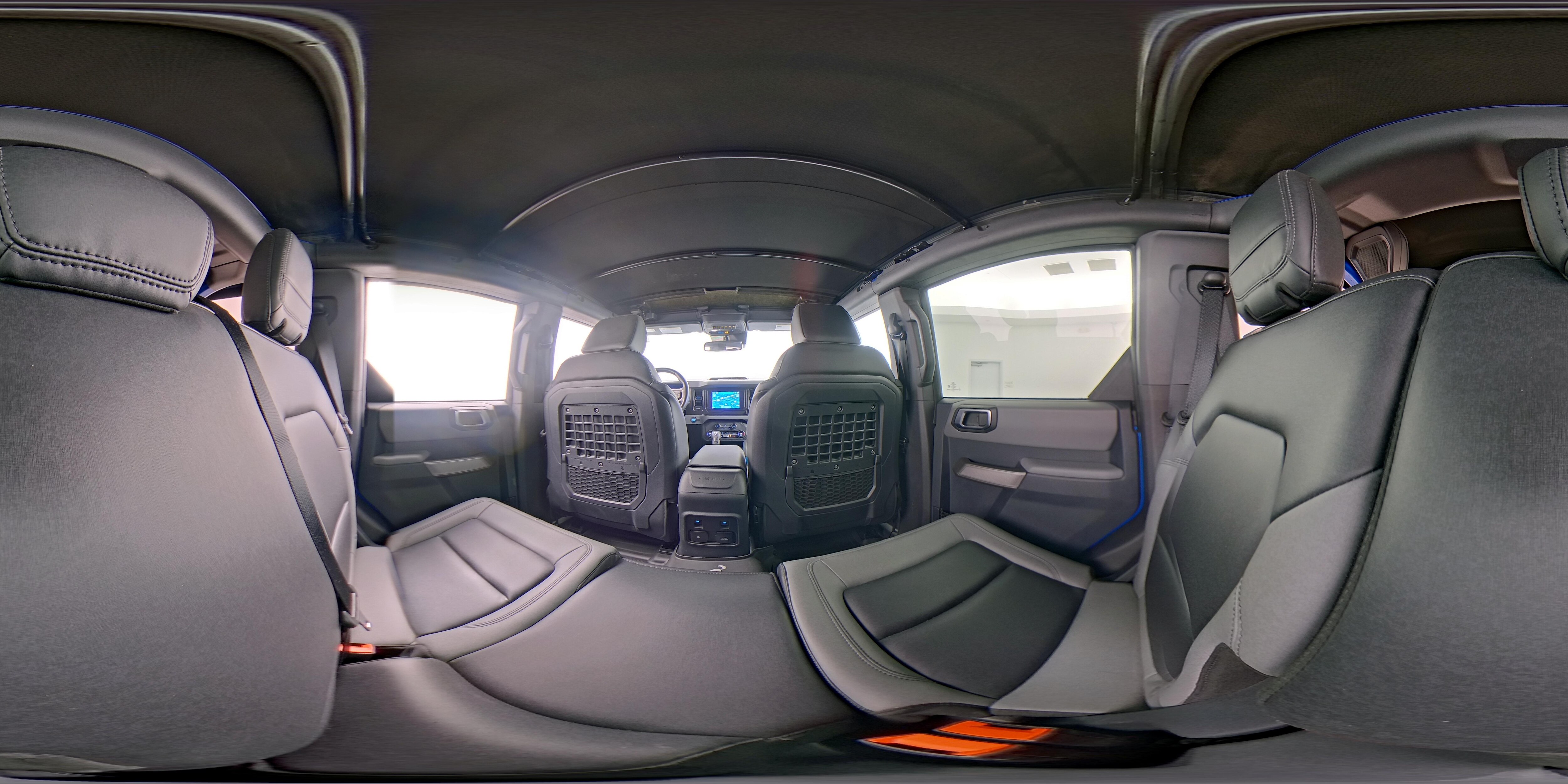 2023 Ford Bronco 4-Door Black Diamond - Photo 26