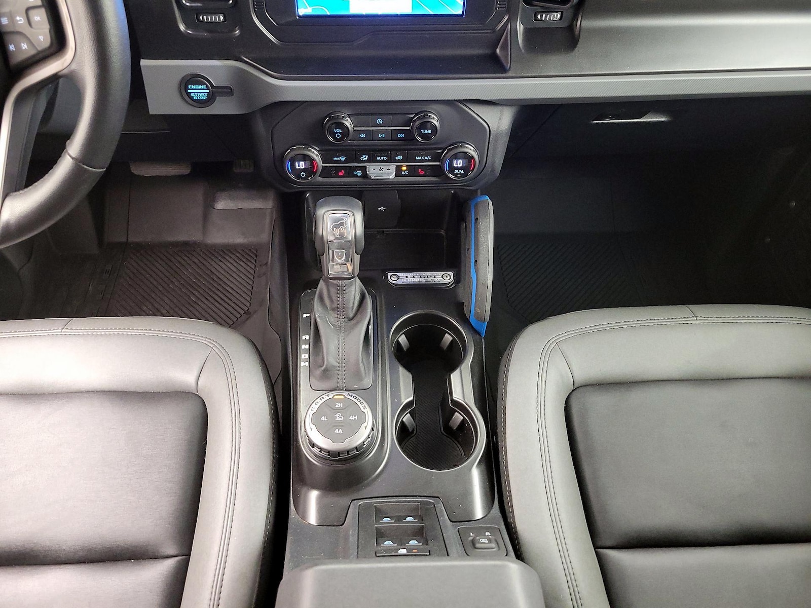2023 Ford Bronco 4-Door Black Diamond - Photo 19