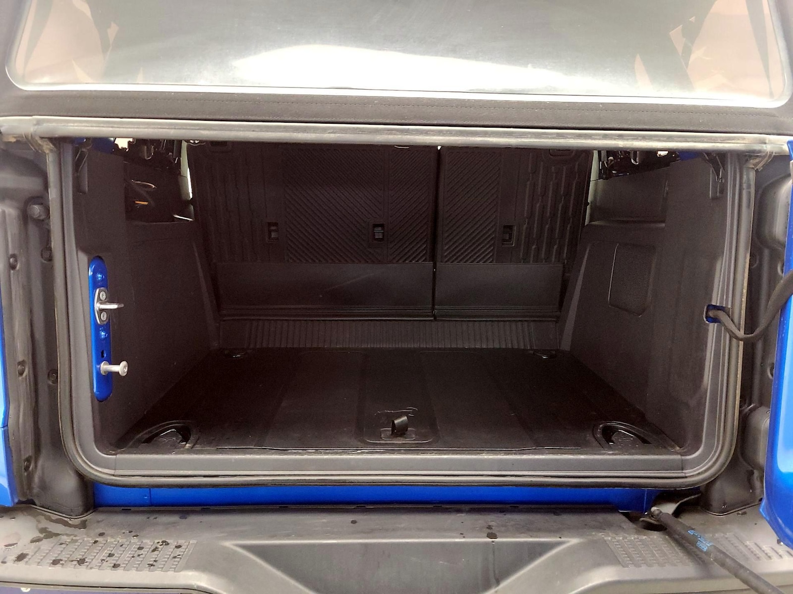 2023 Ford Bronco 4-Door Black Diamond - Photo 22