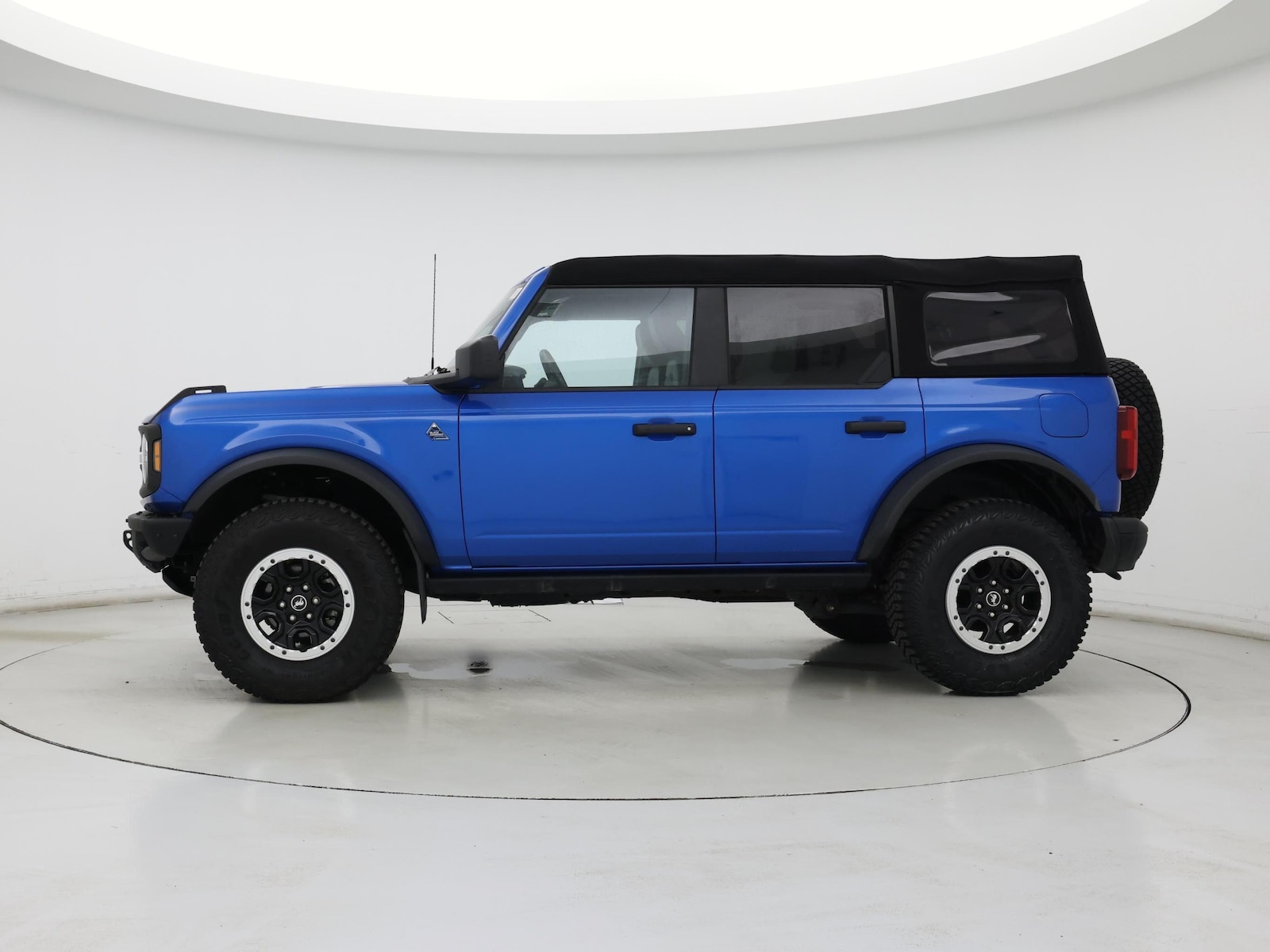 2023 Ford Bronco 4-Door Black Diamond - Photo 4