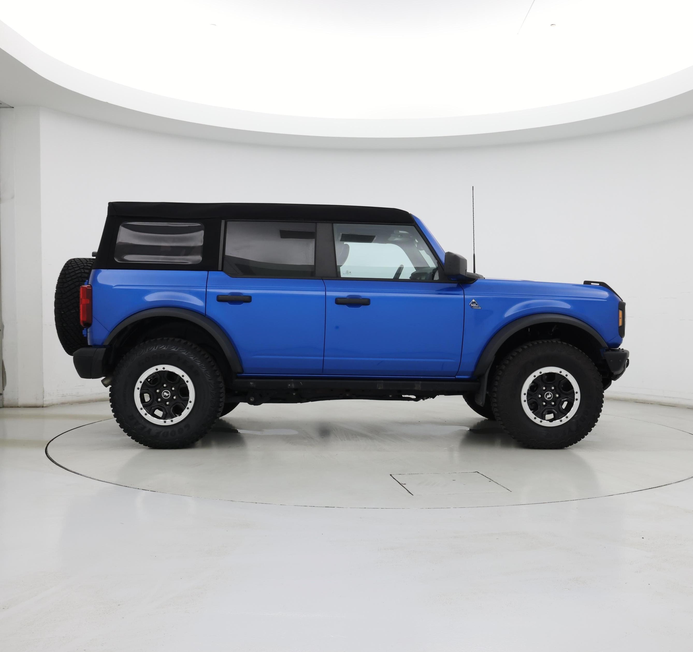 Thumbnail: 2023 Ford Bronco - 7