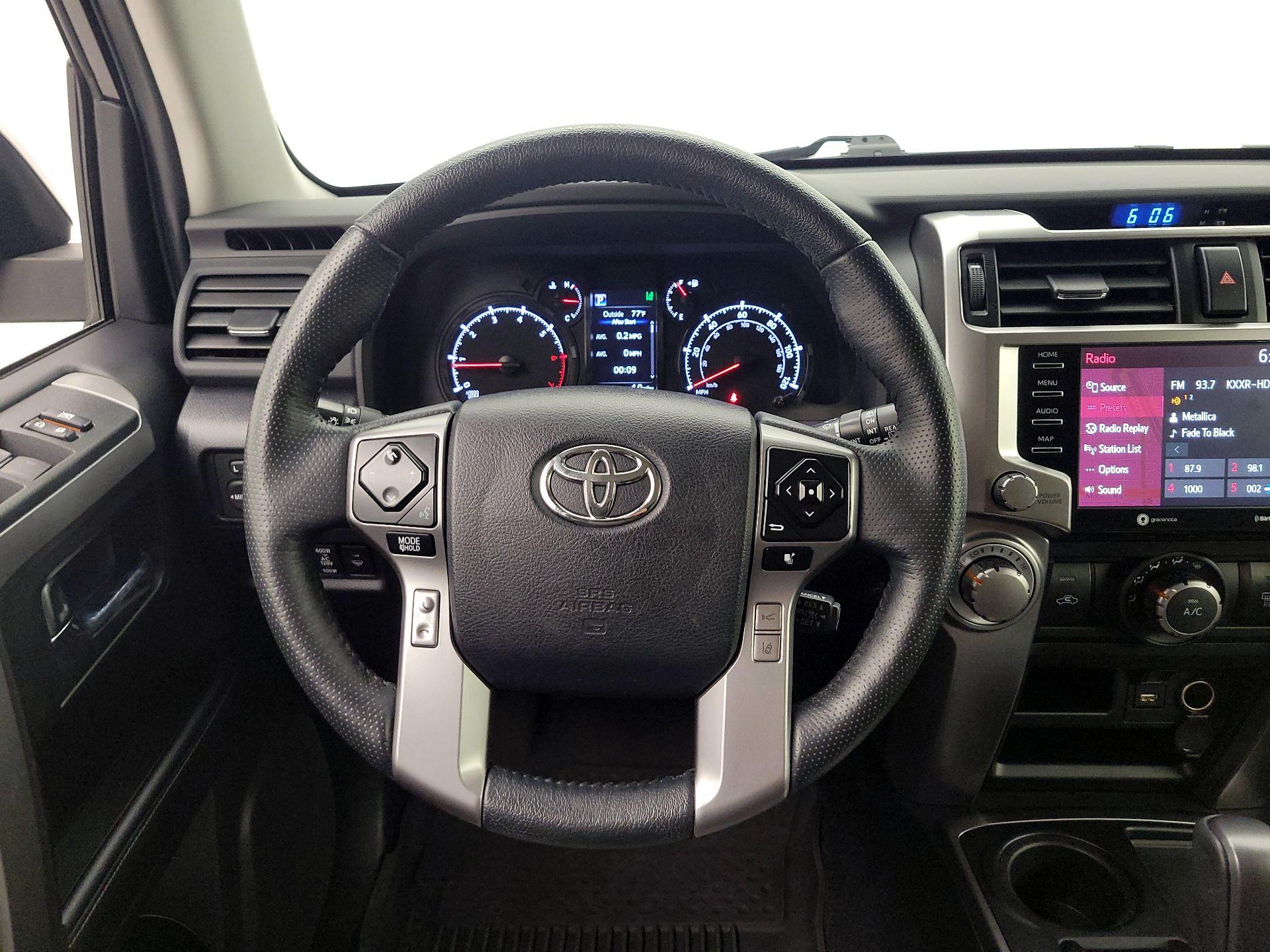 Thumbnail: 2023 Toyota 4Runner - 10