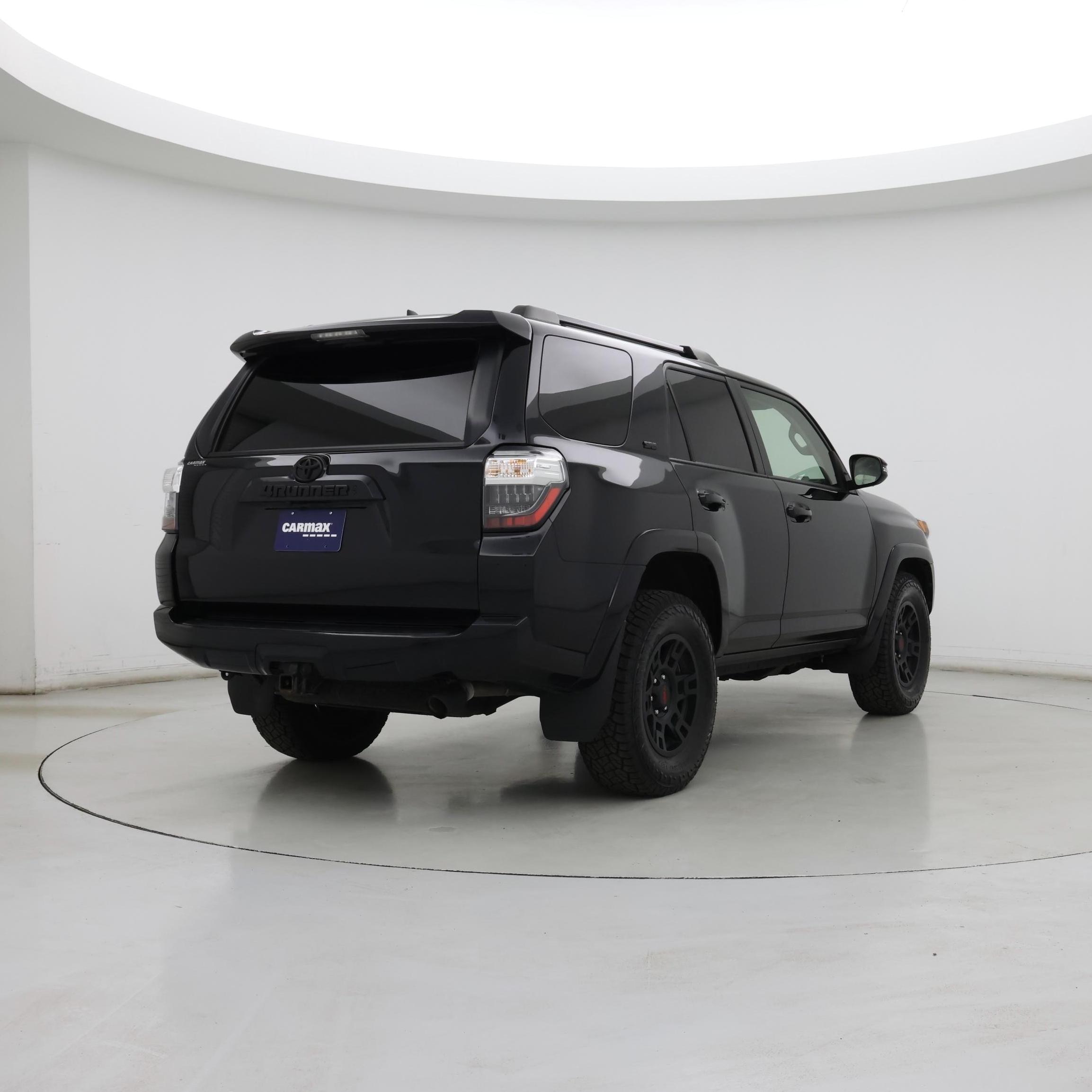 Thumbnail: 2023 Toyota 4Runner - 8