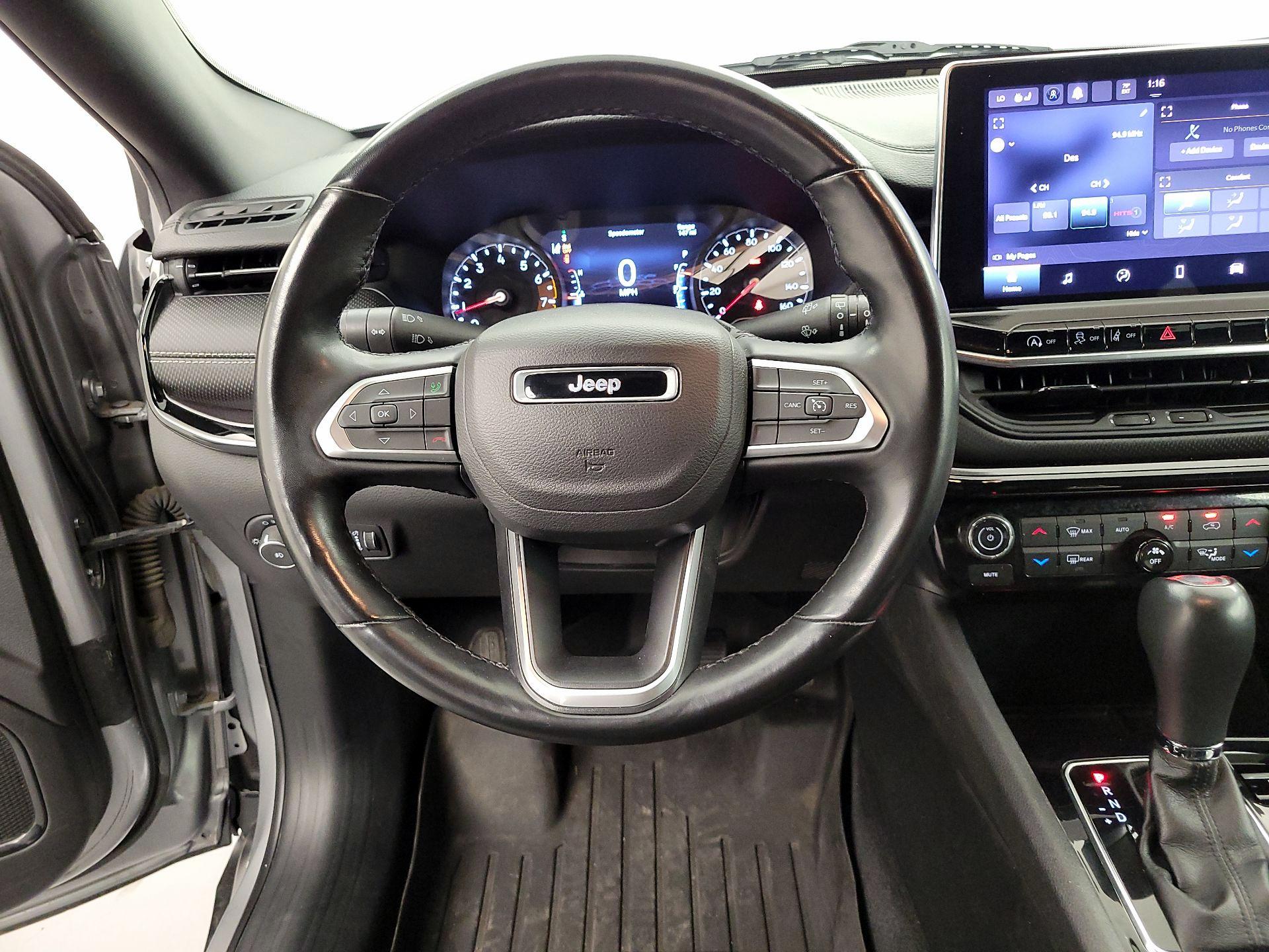 Thumbnail: 2022 Jeep Compass - 10