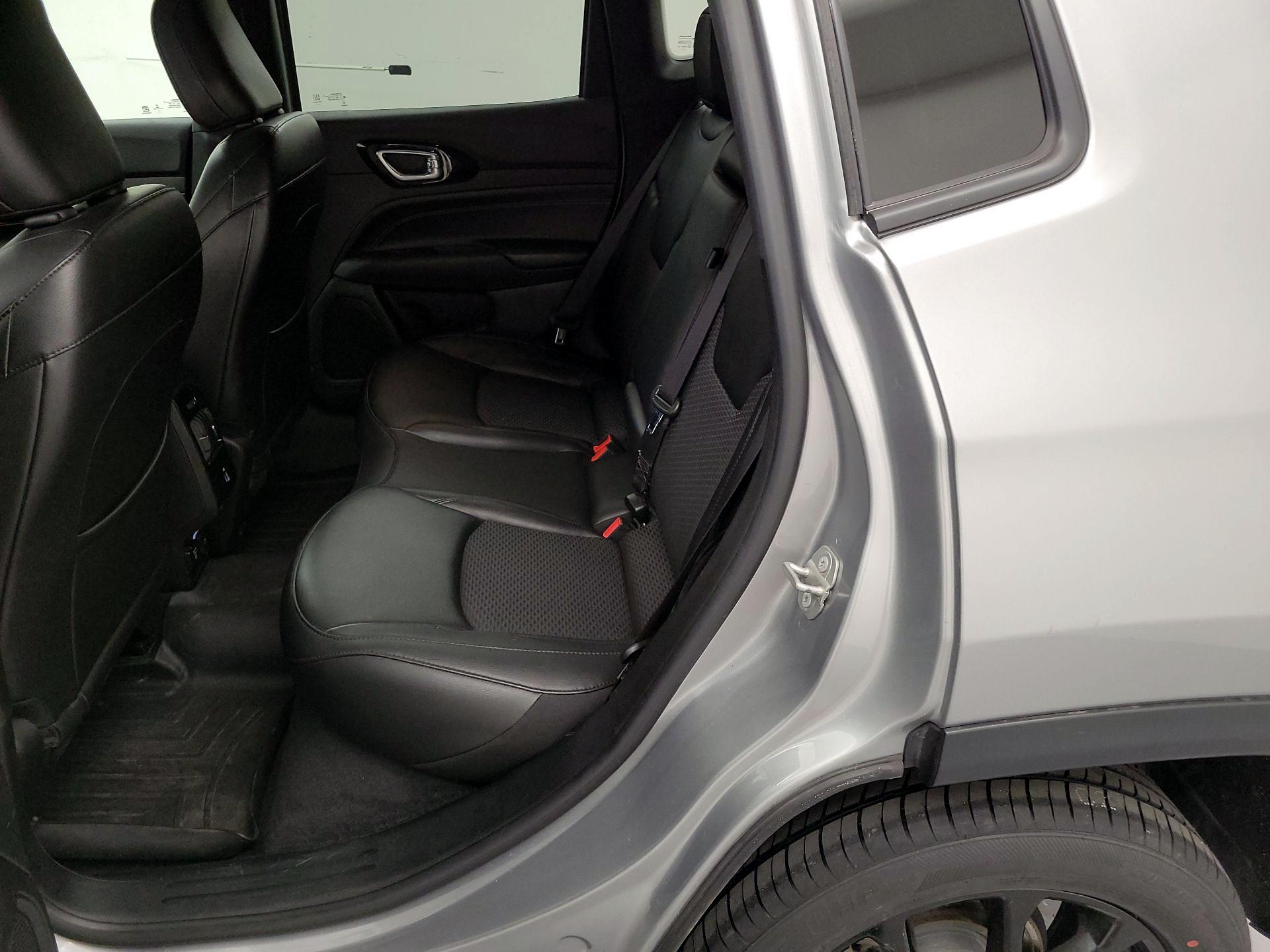 Thumbnail: 2022 Jeep Compass - 19