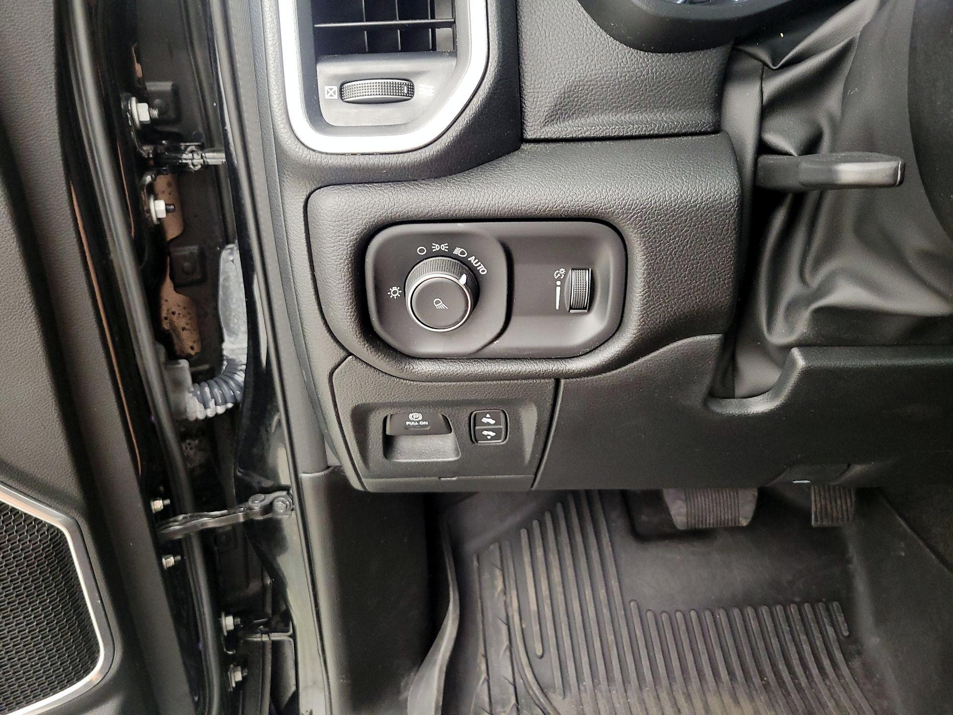 Thumbnail: 2023 RAM 1500 - 13