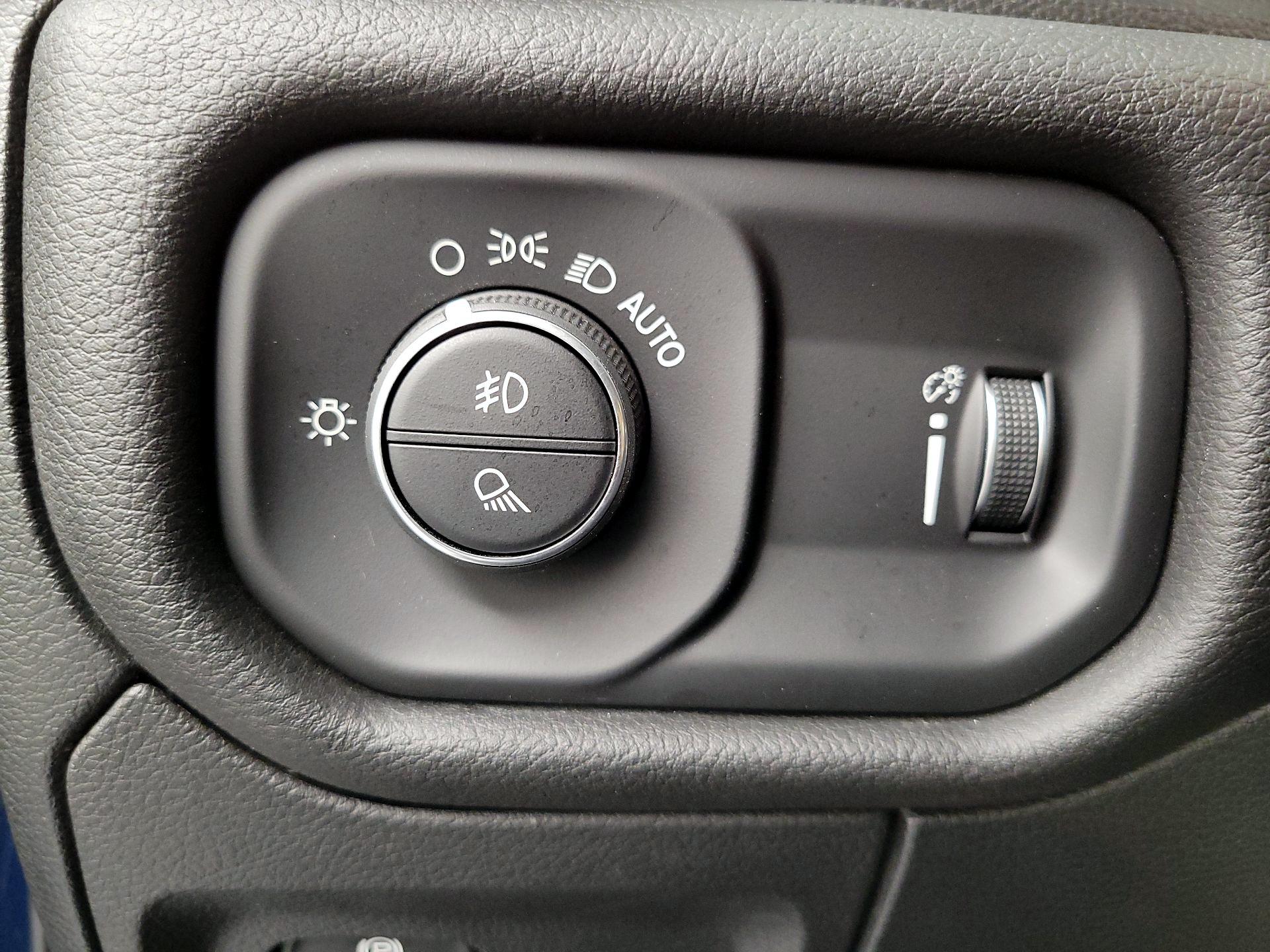 Thumbnail: 2024 RAM 1500 - 13