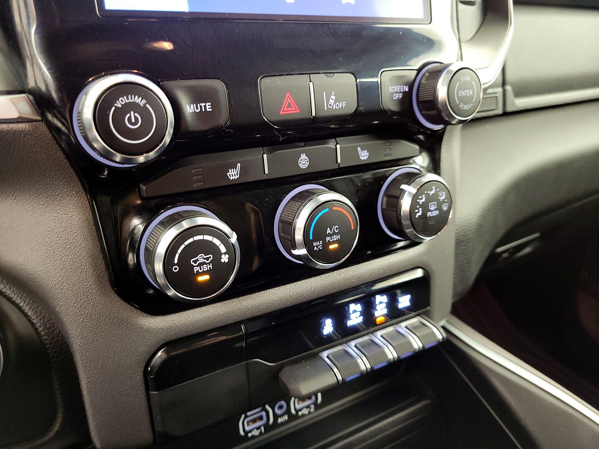 Thumbnail: 2025 RAM 1500 - 16