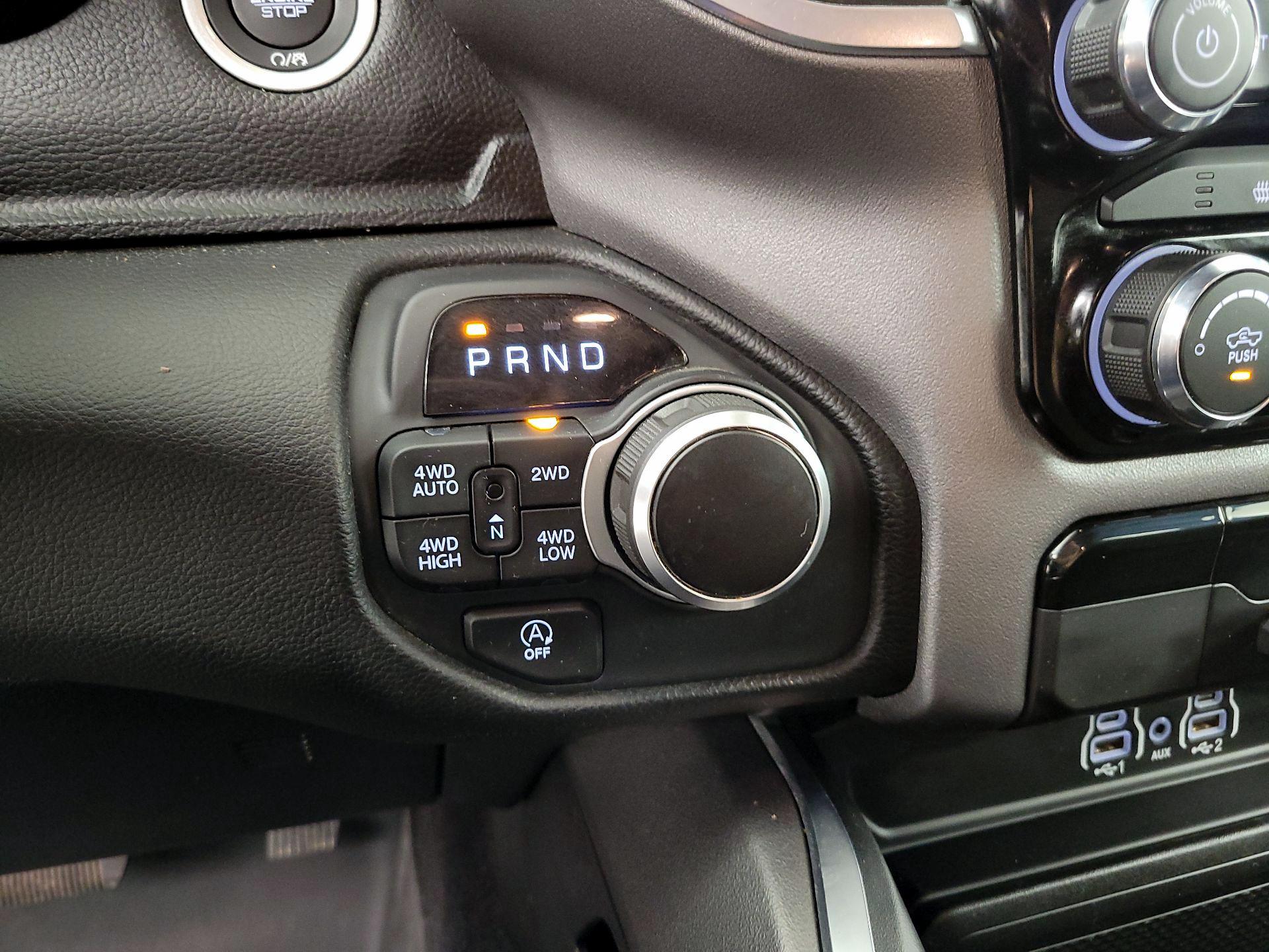 Thumbnail: 2025 RAM 1500 - 17