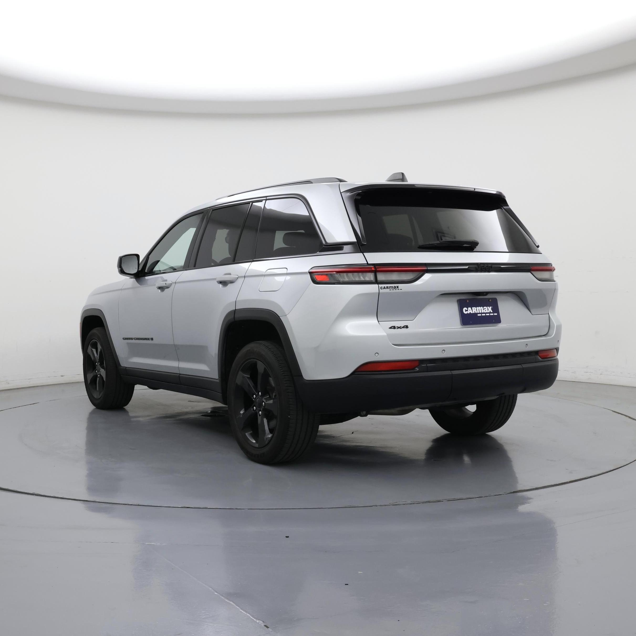 Thumbnail: 2023 Jeep Grand Cherokee - 2