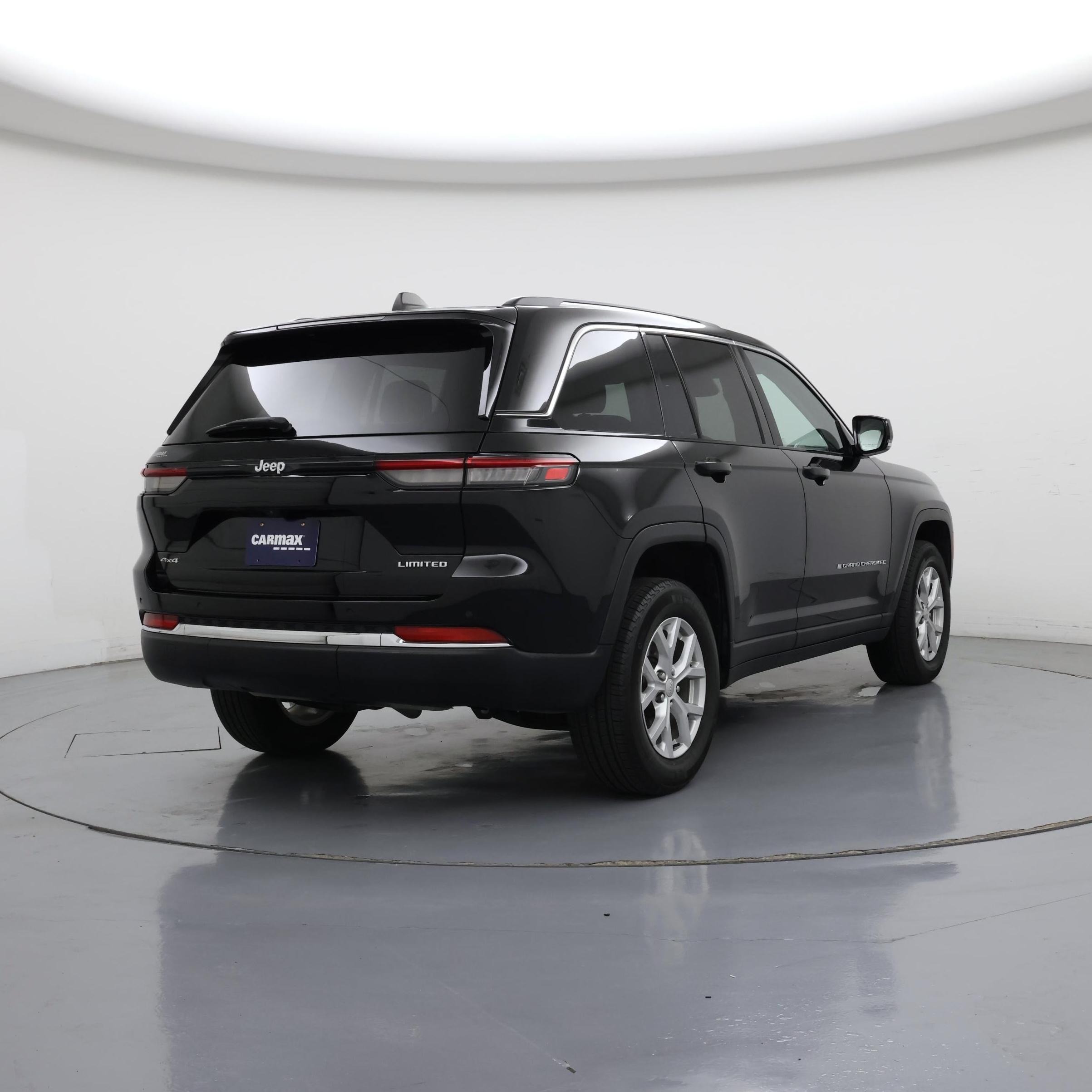 Thumbnail: 2023 Jeep Grand Cherokee - 8