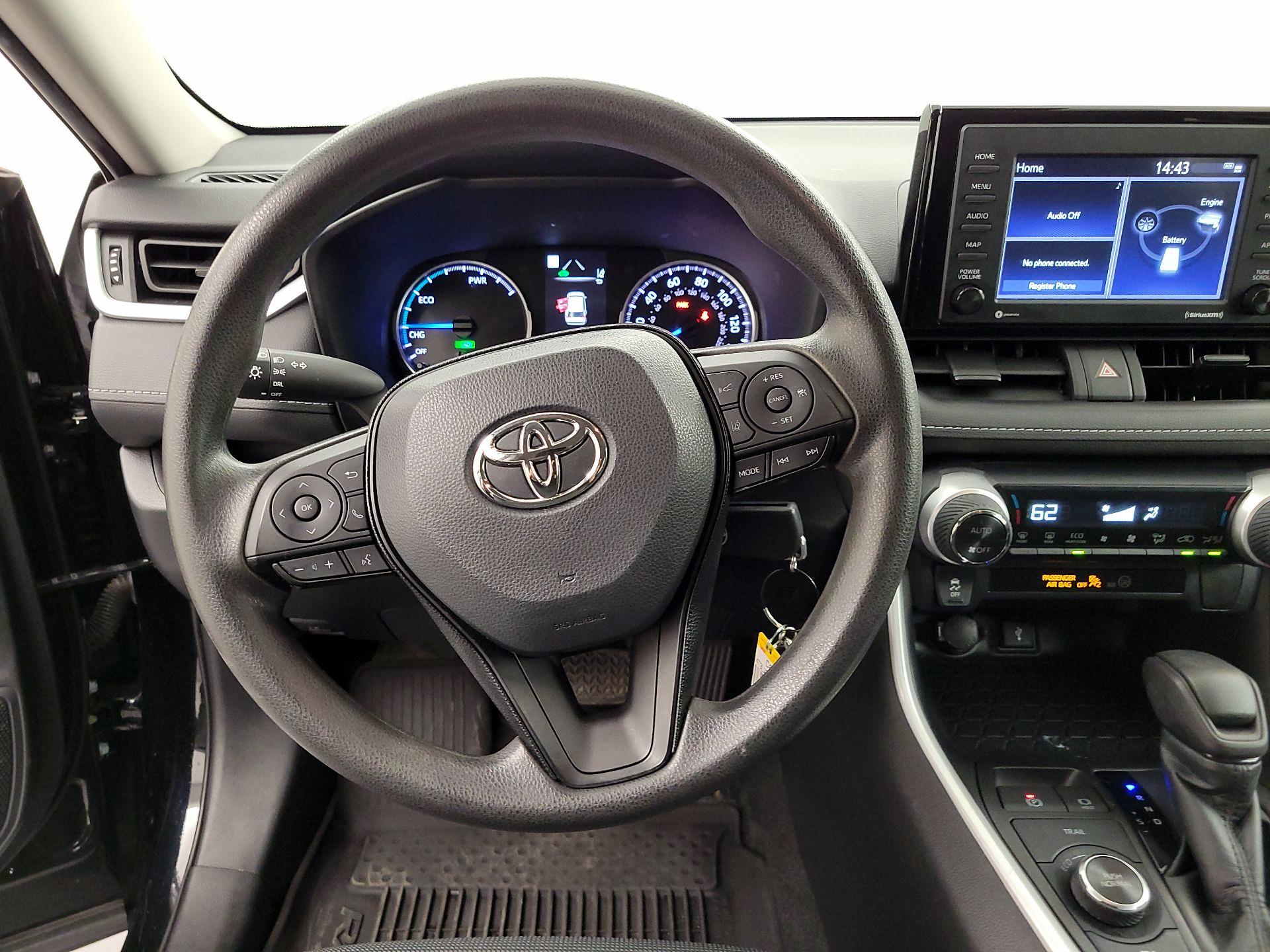 Thumbnail: 2021 Toyota RAV4 - 10