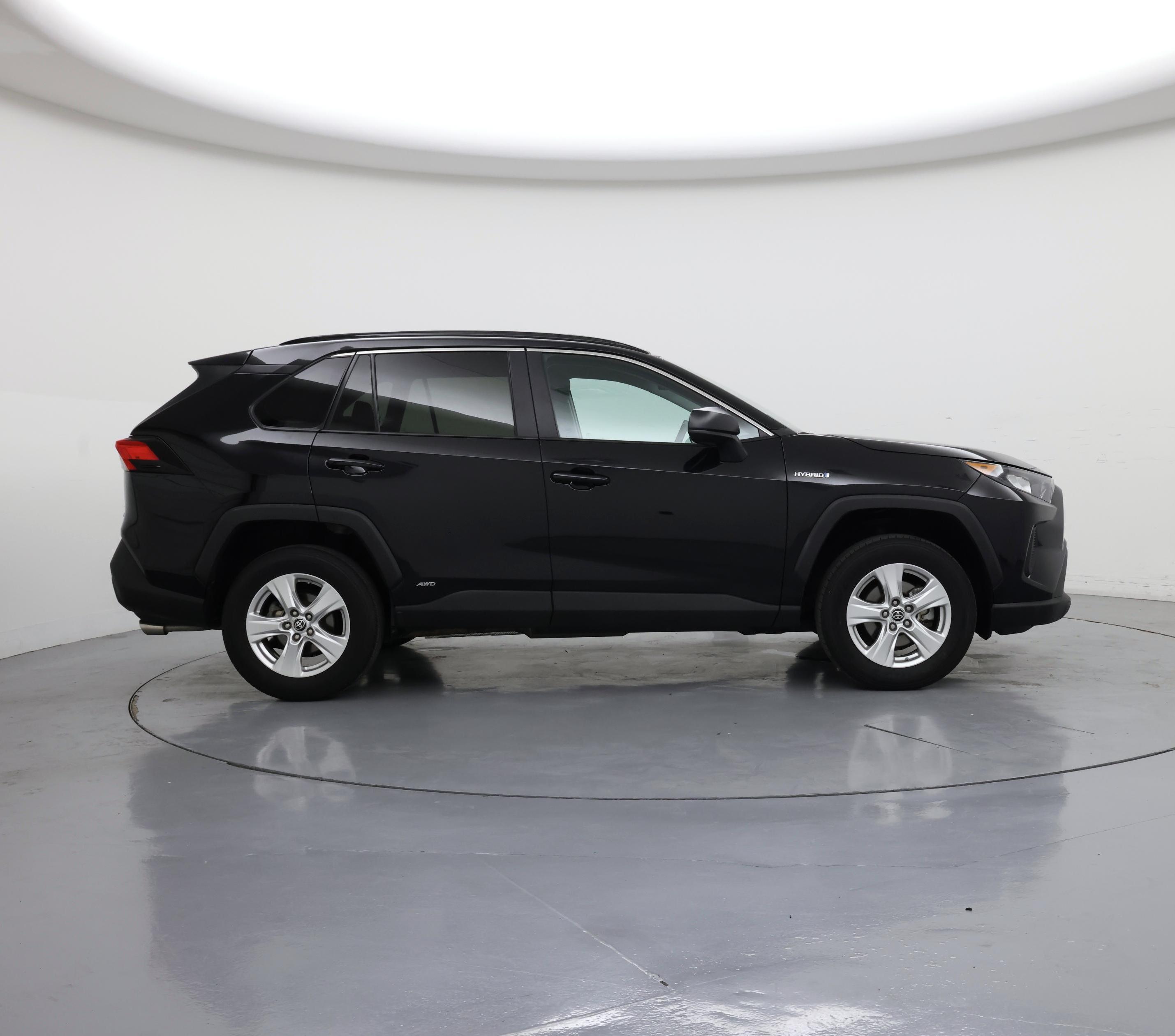 Thumbnail: 2021 Toyota RAV4 - 7