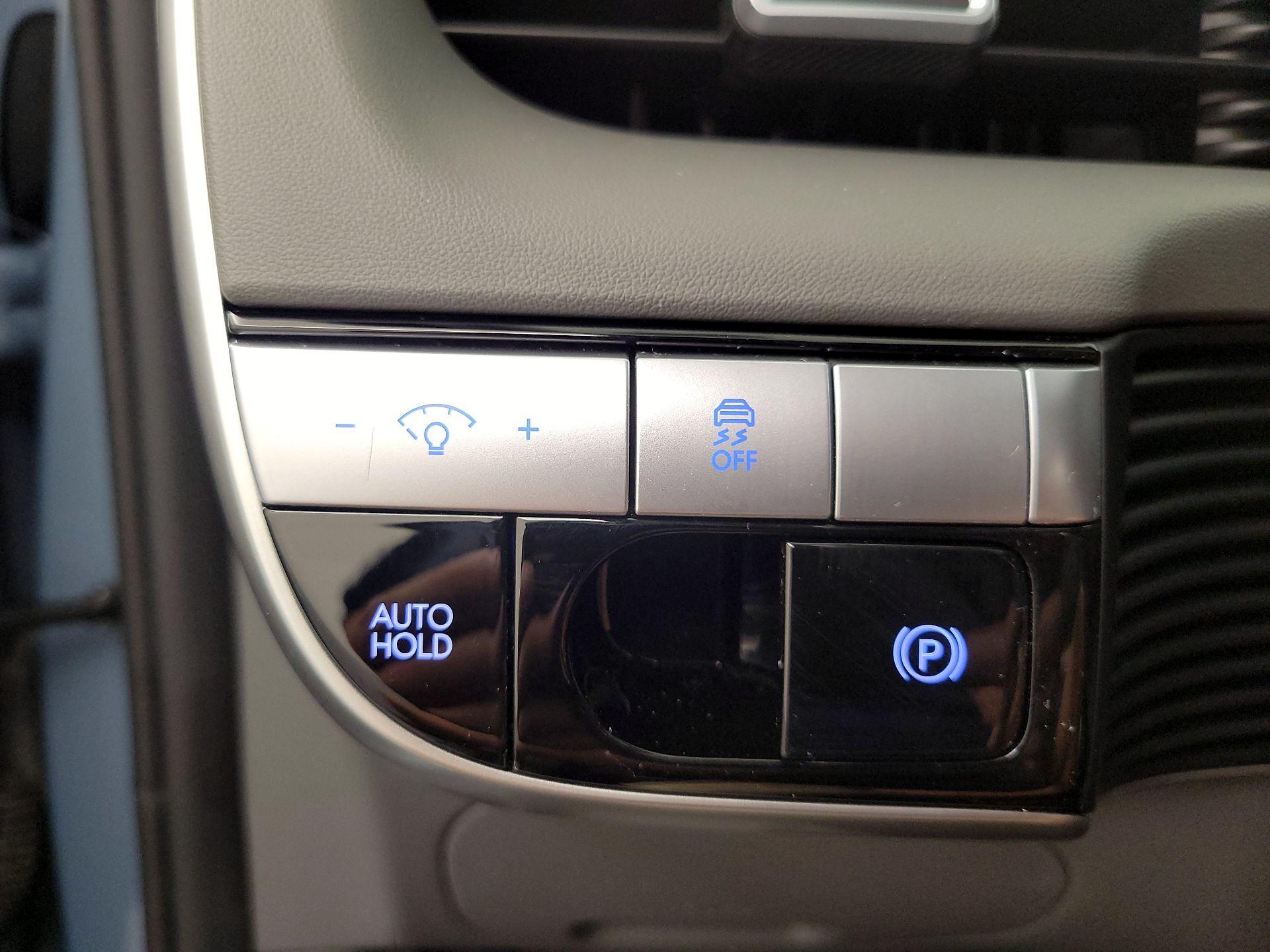 Thumbnail: 2024 Hyundai Ioniq 5 - 13