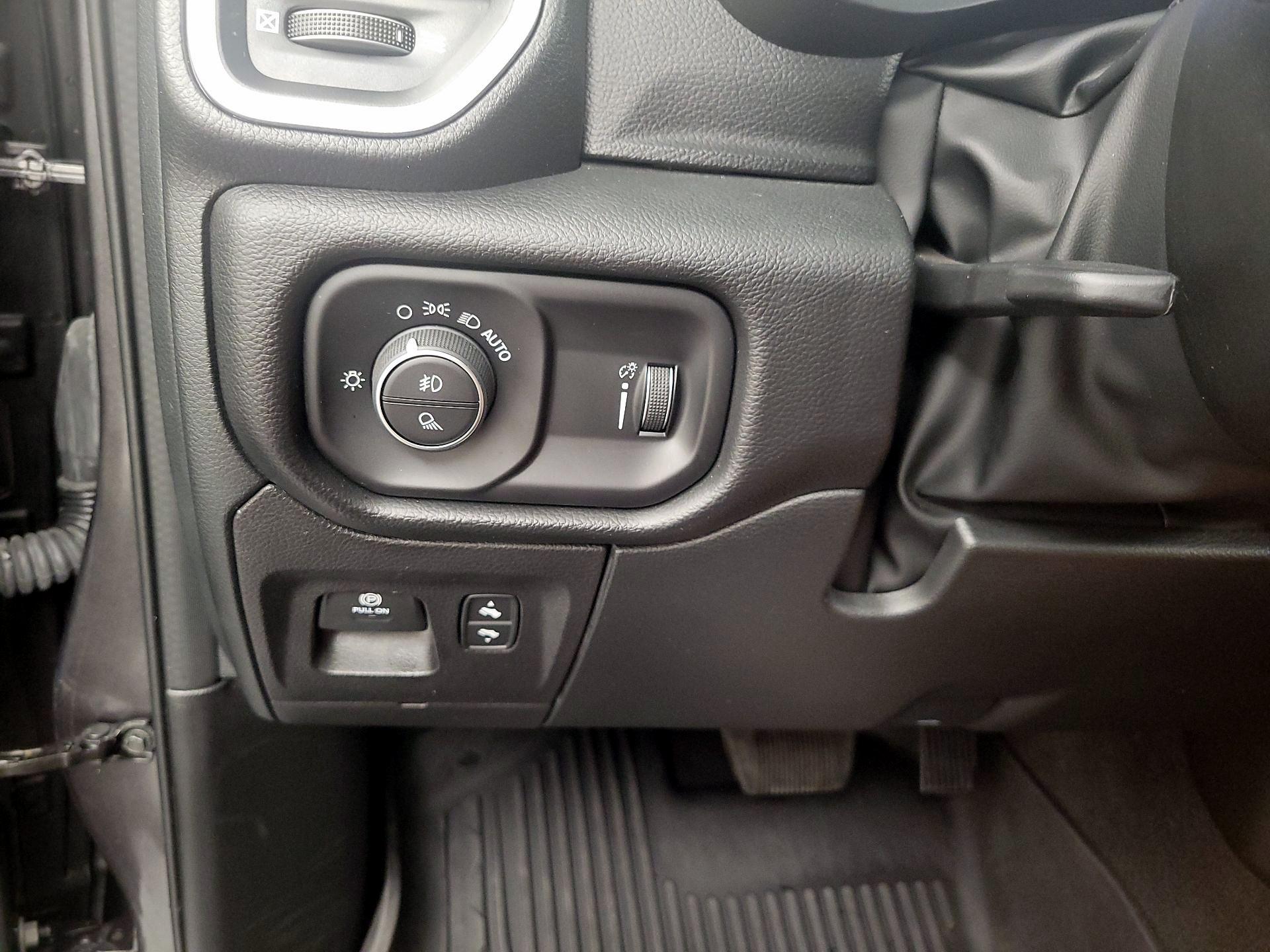 Thumbnail: 2022 RAM 1500 - 13