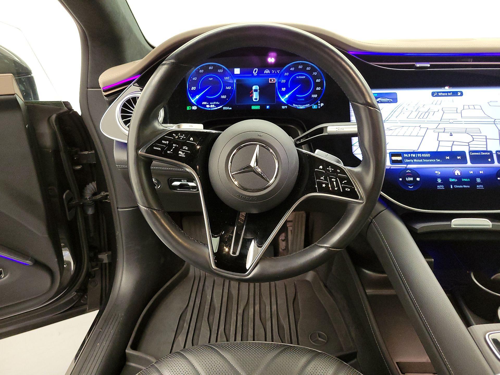 Thumbnail: 2023 Mercedes-Benz EQS - 10