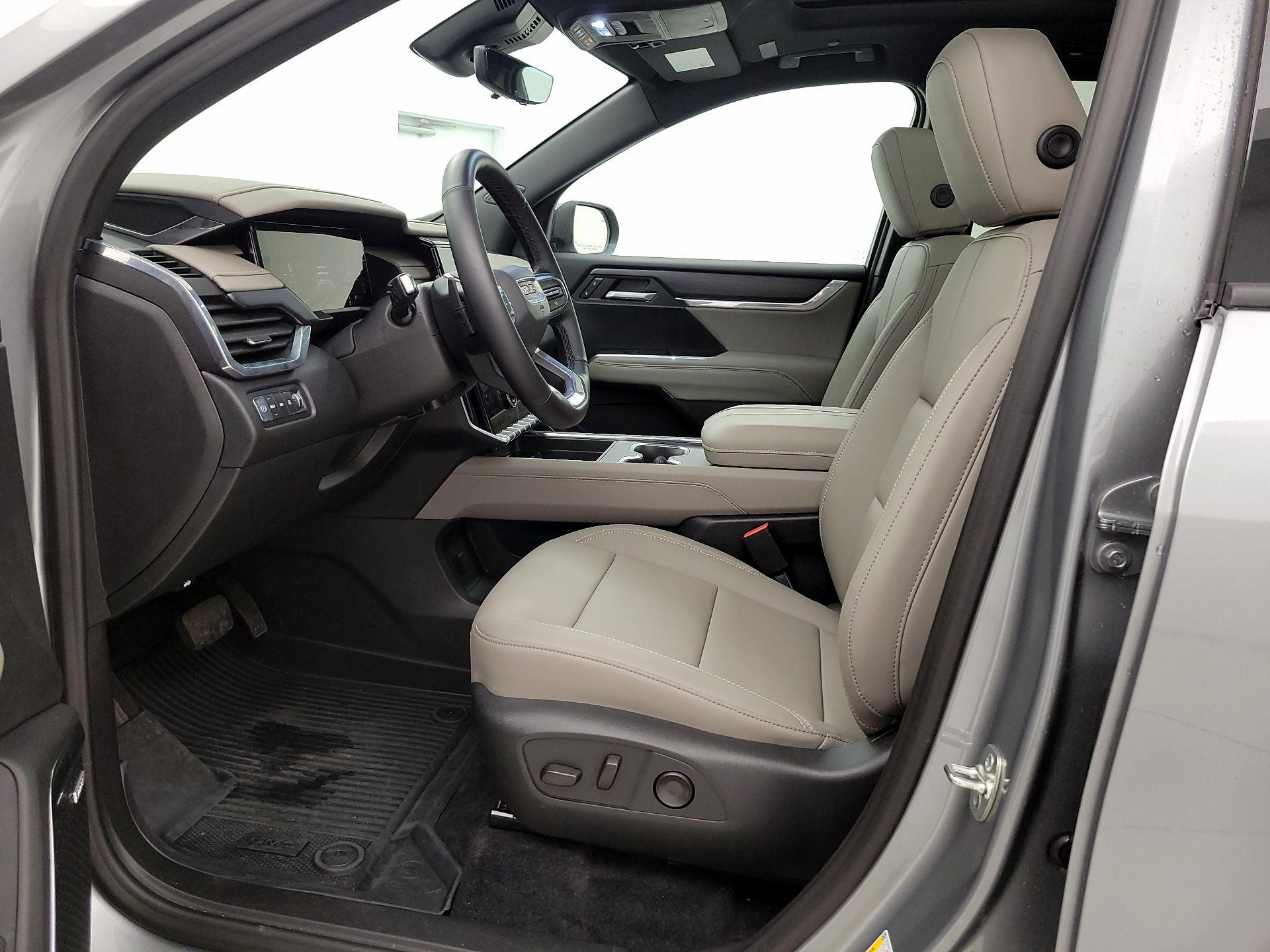 Thumbnail: 2026 GMC Acadia - 11