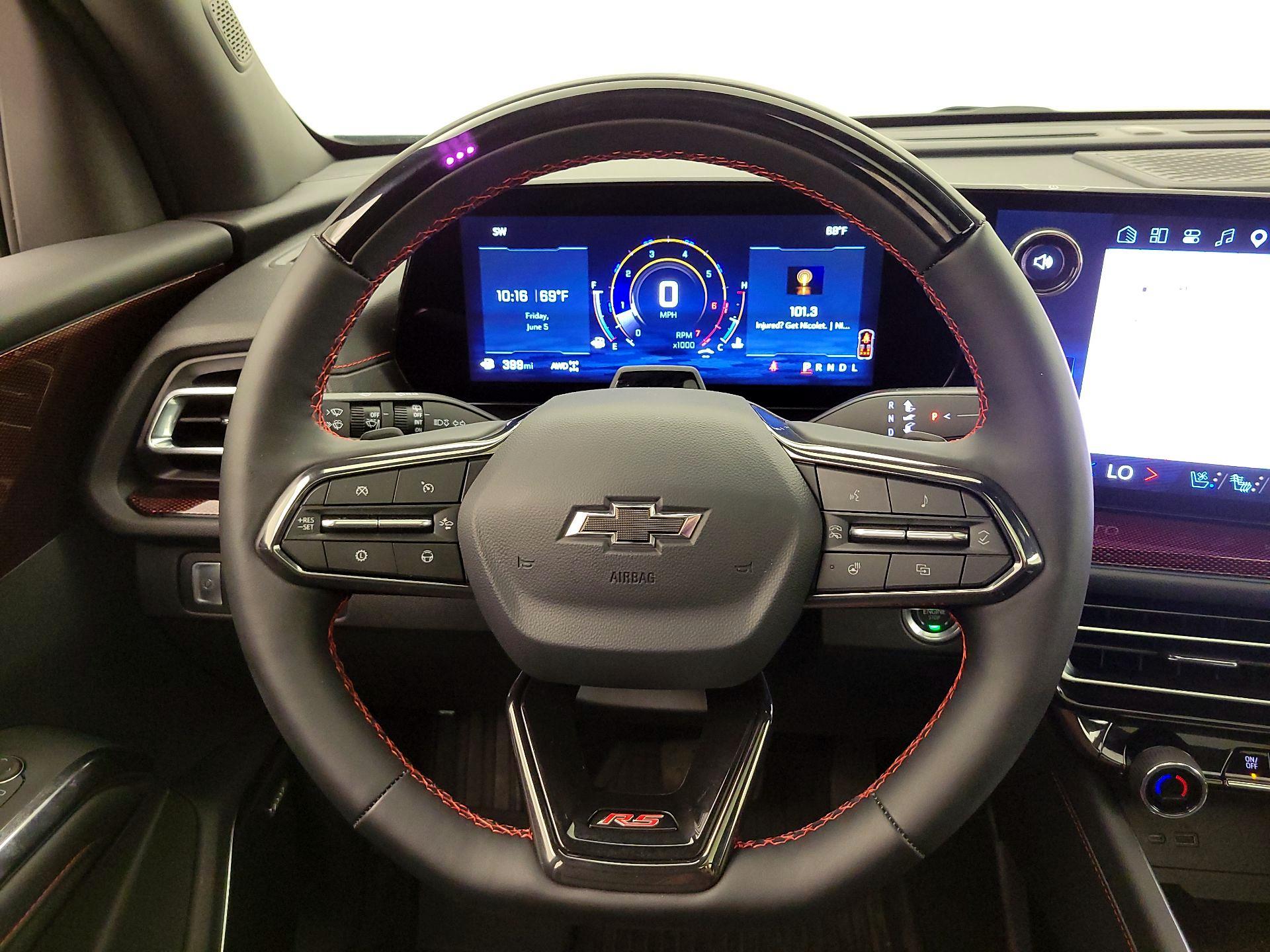 Thumbnail: 2025 Chevrolet Traverse - 10