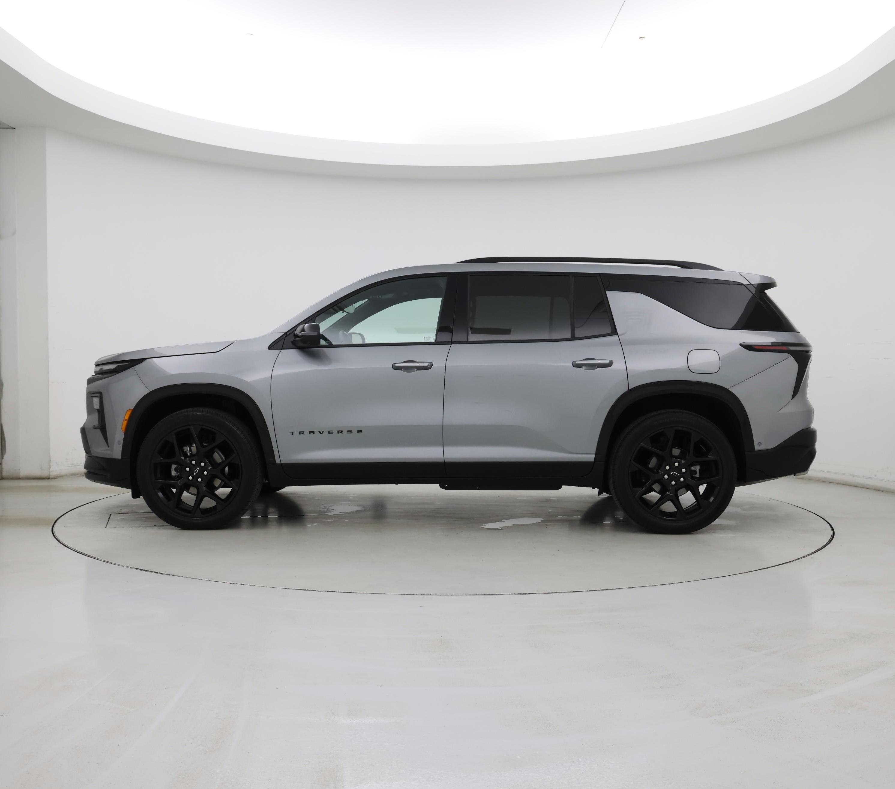 Thumbnail: 2025 Chevrolet Traverse - 3