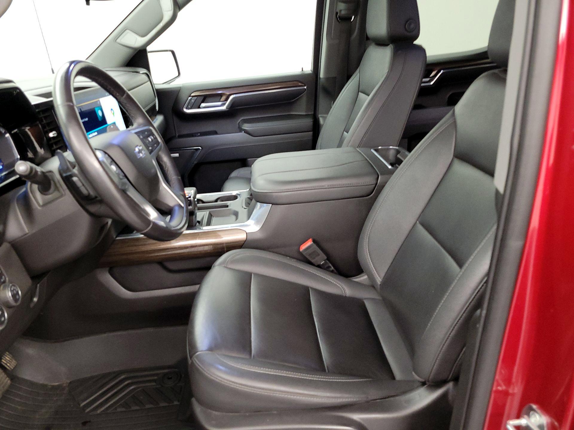 Thumbnail: 2023 Chevrolet Silverado 1500 - 11