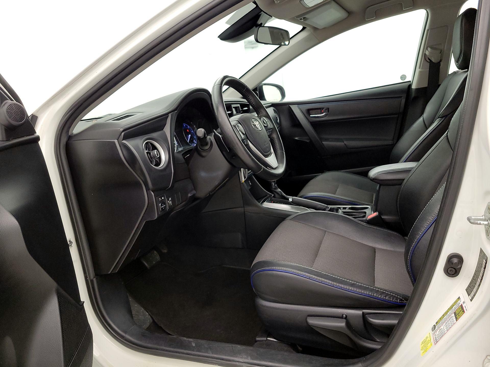 Thumbnail: 2017 Toyota Corolla - 11