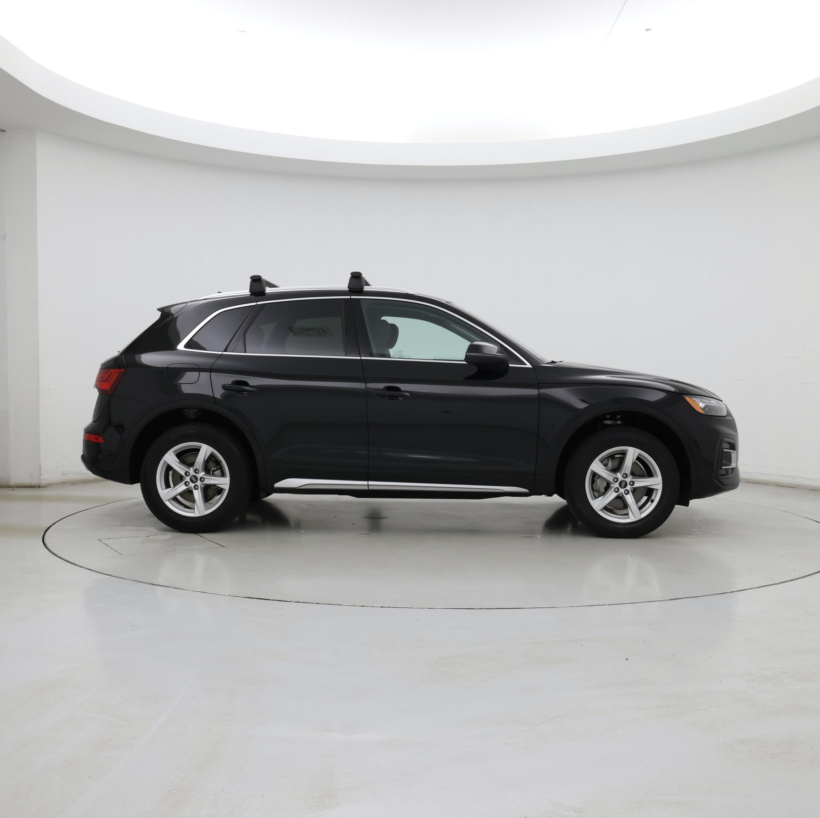 Thumbnail: 2023 Audi Q5 - 7