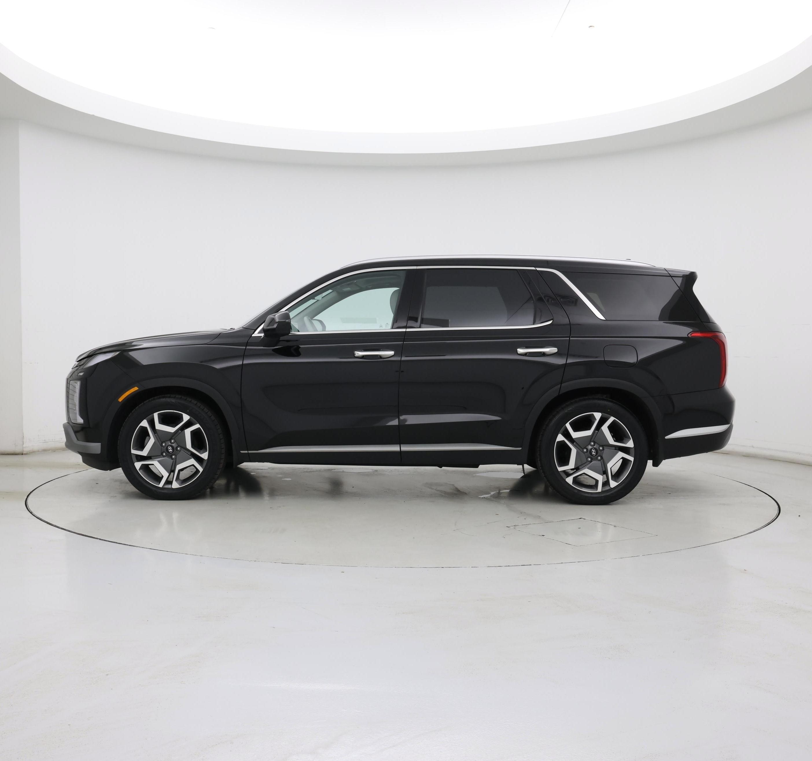 Thumbnail: 2023 Hyundai Palisade - 3
