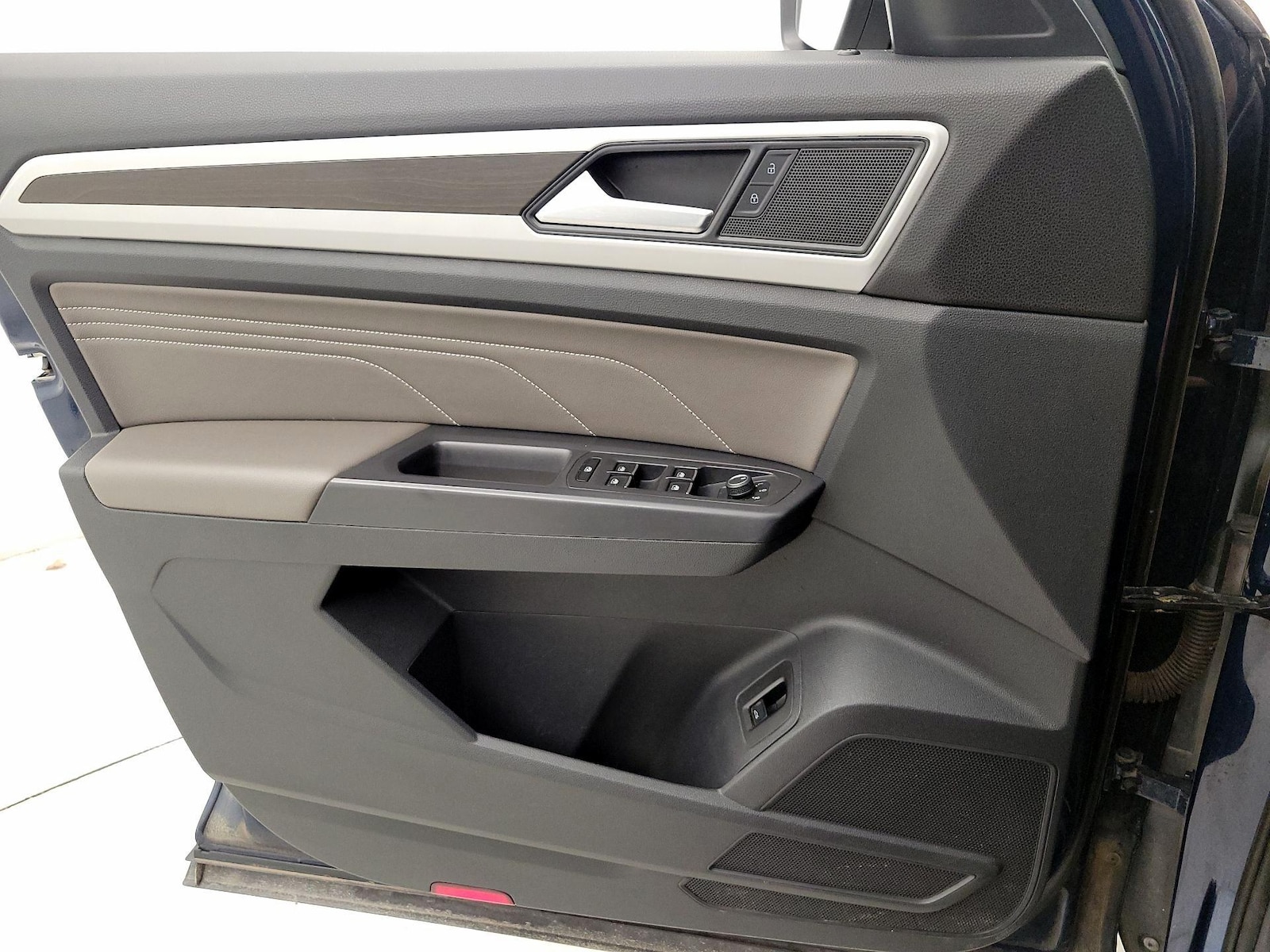 2021 Volkswagen Atlas SE - Photo 13