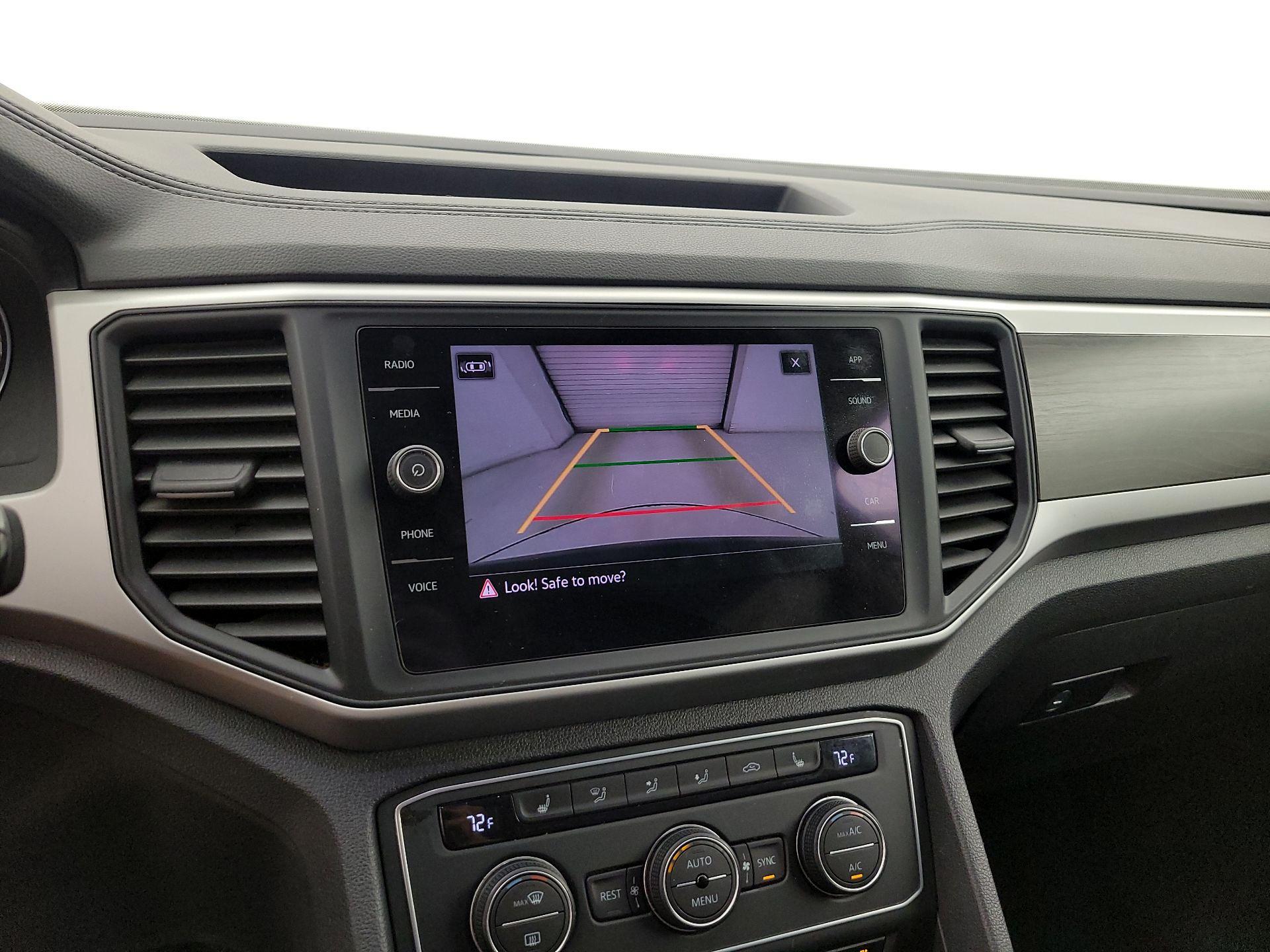 Thumbnail: 2021 Volkswagen Atlas - 14