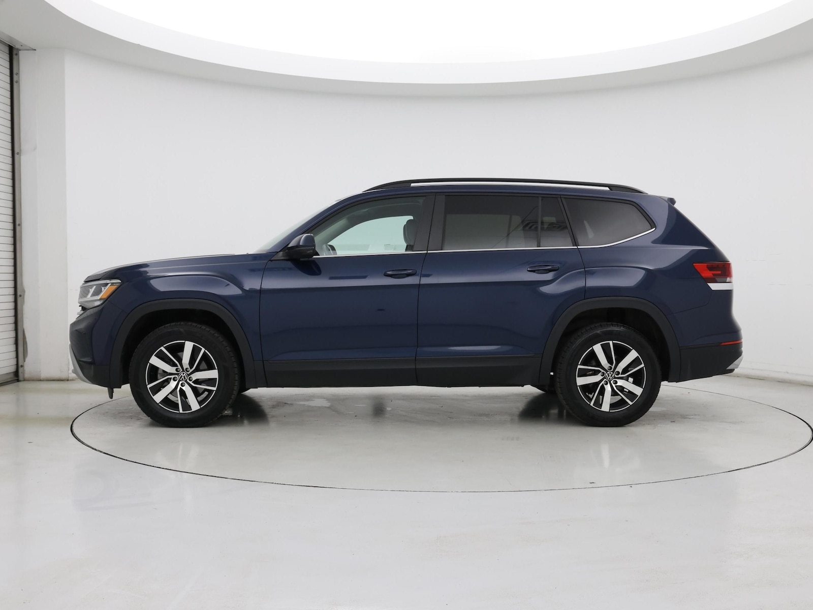 2021 Volkswagen Atlas SE - Photo 4