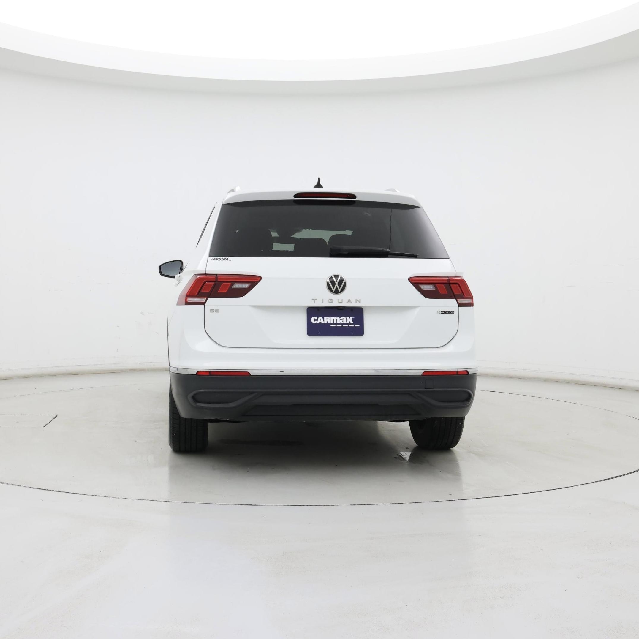Thumbnail: 2022 Volkswagen Tiguan - 6