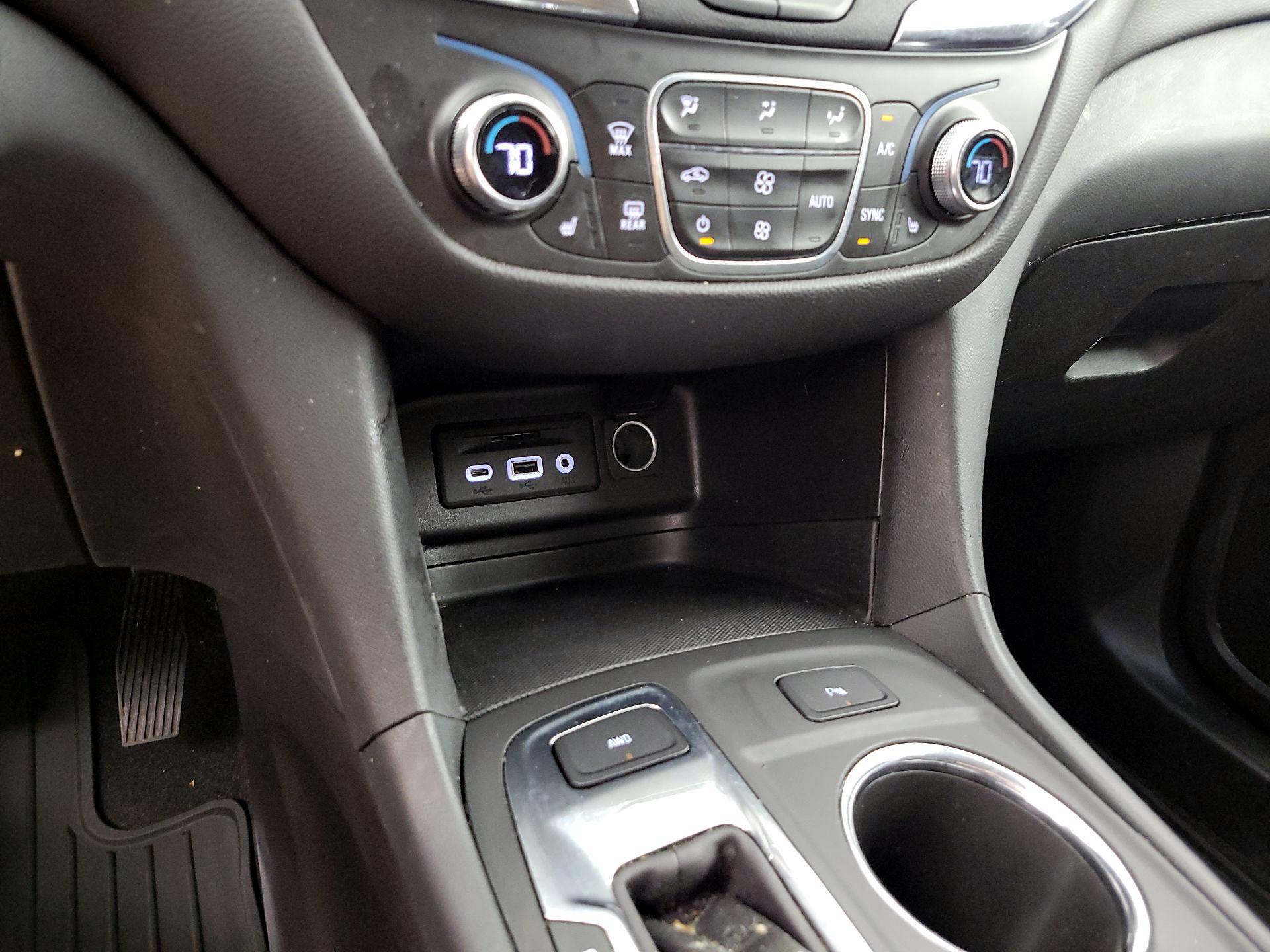 Thumbnail: 2024 Chevrolet Equinox - 19