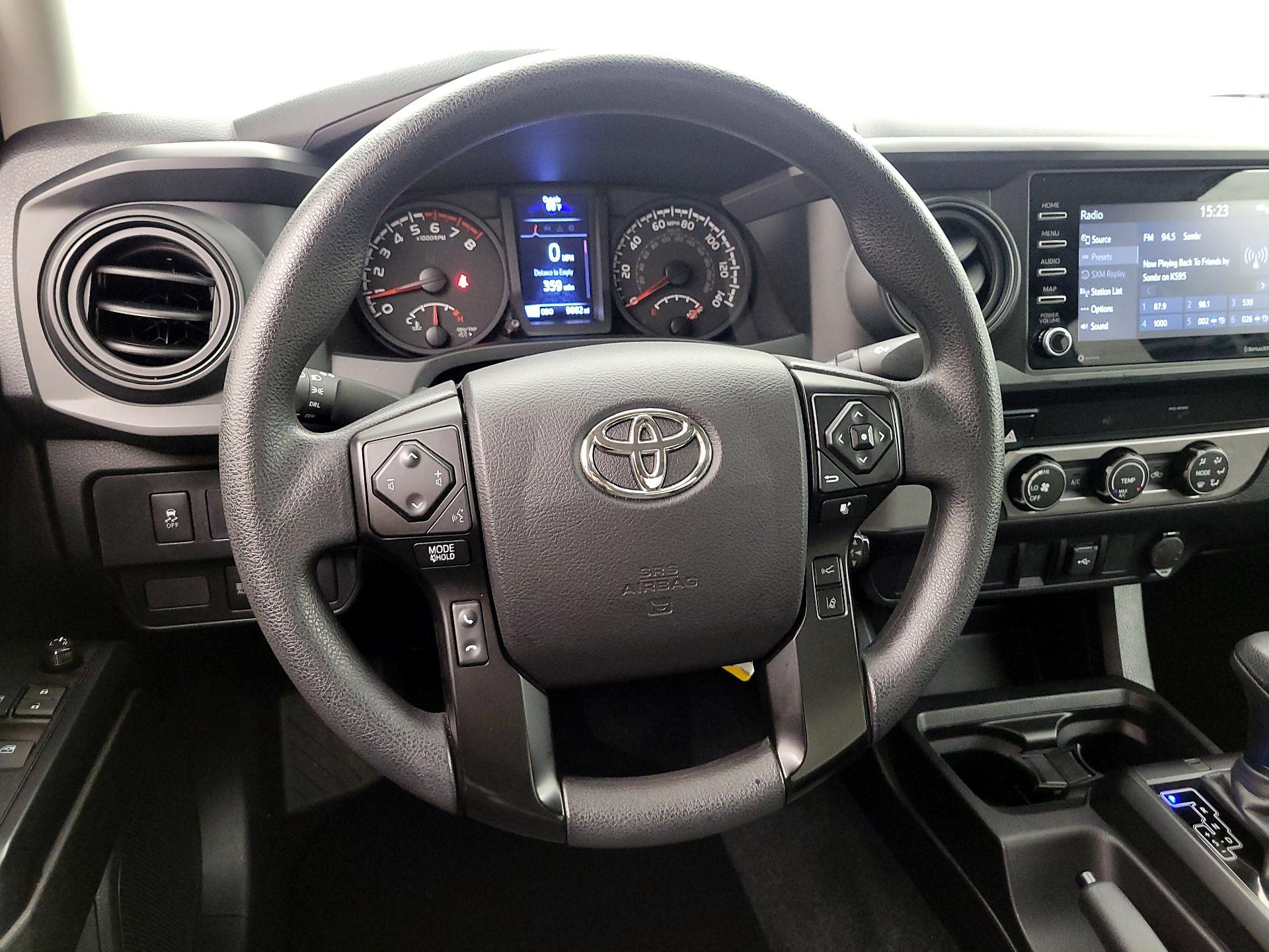 Thumbnail: 2022 Toyota Tacoma - 10