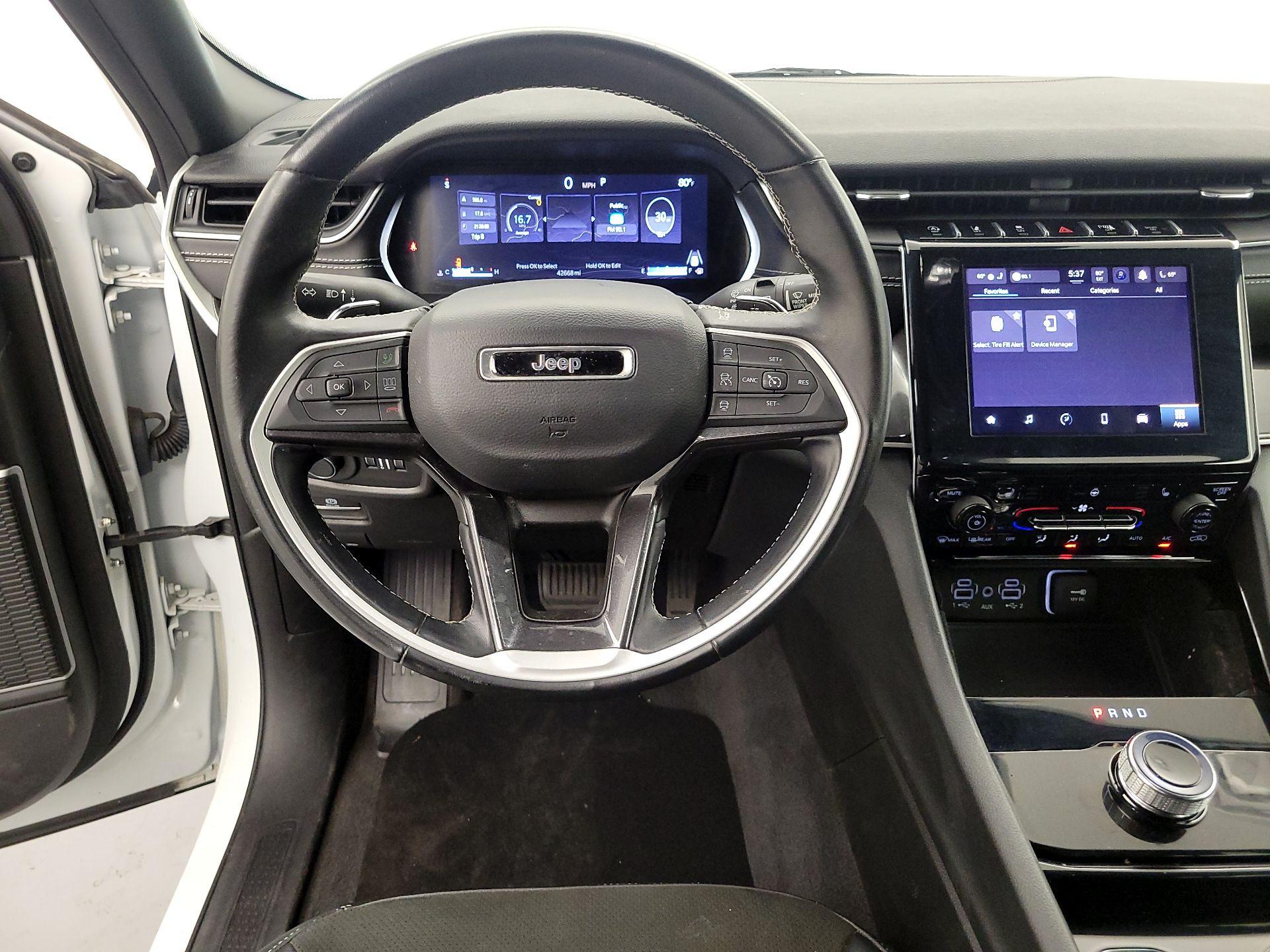 Thumbnail: 2022 Jeep Grand Cherokee L - 10