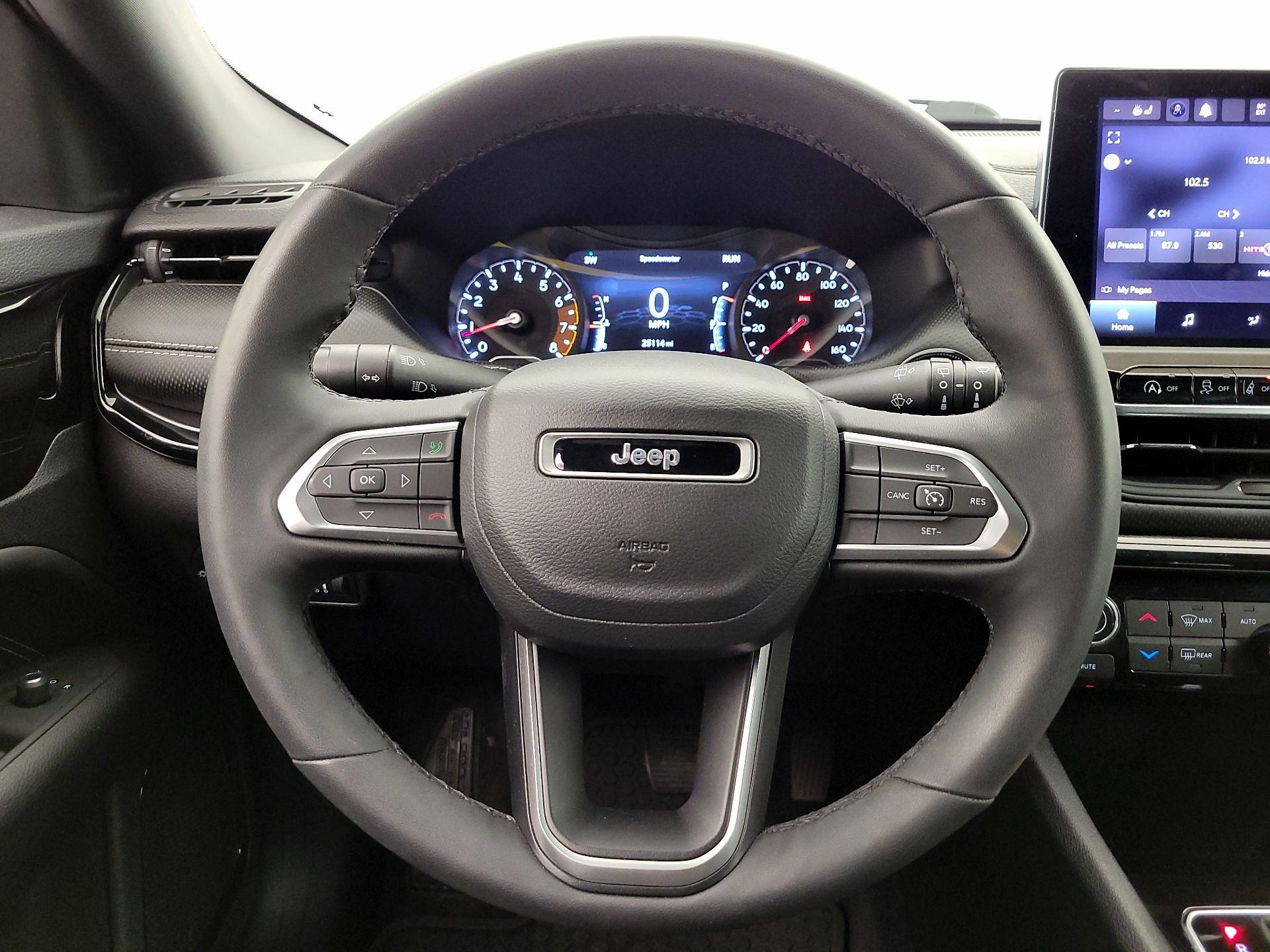 Thumbnail: 2023 Jeep Compass - 10