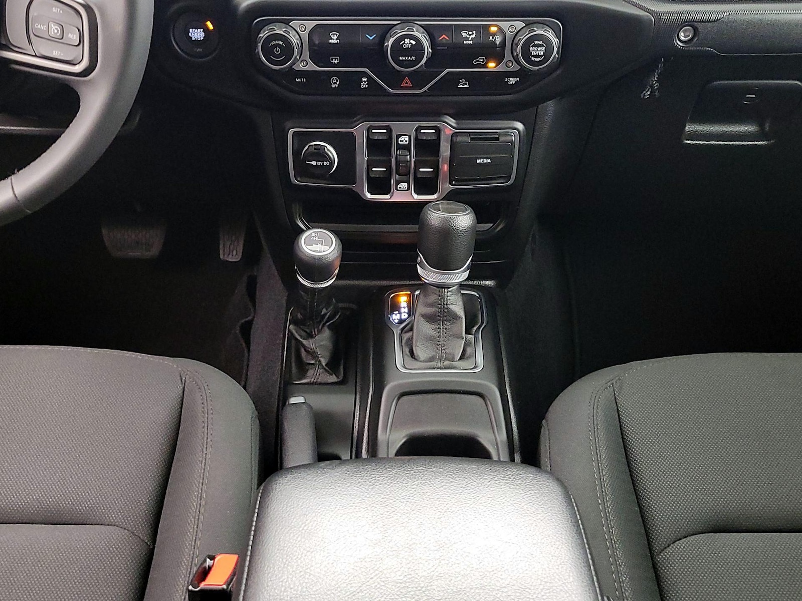 2023 Jeep Gladiator Sport S - Photo 18