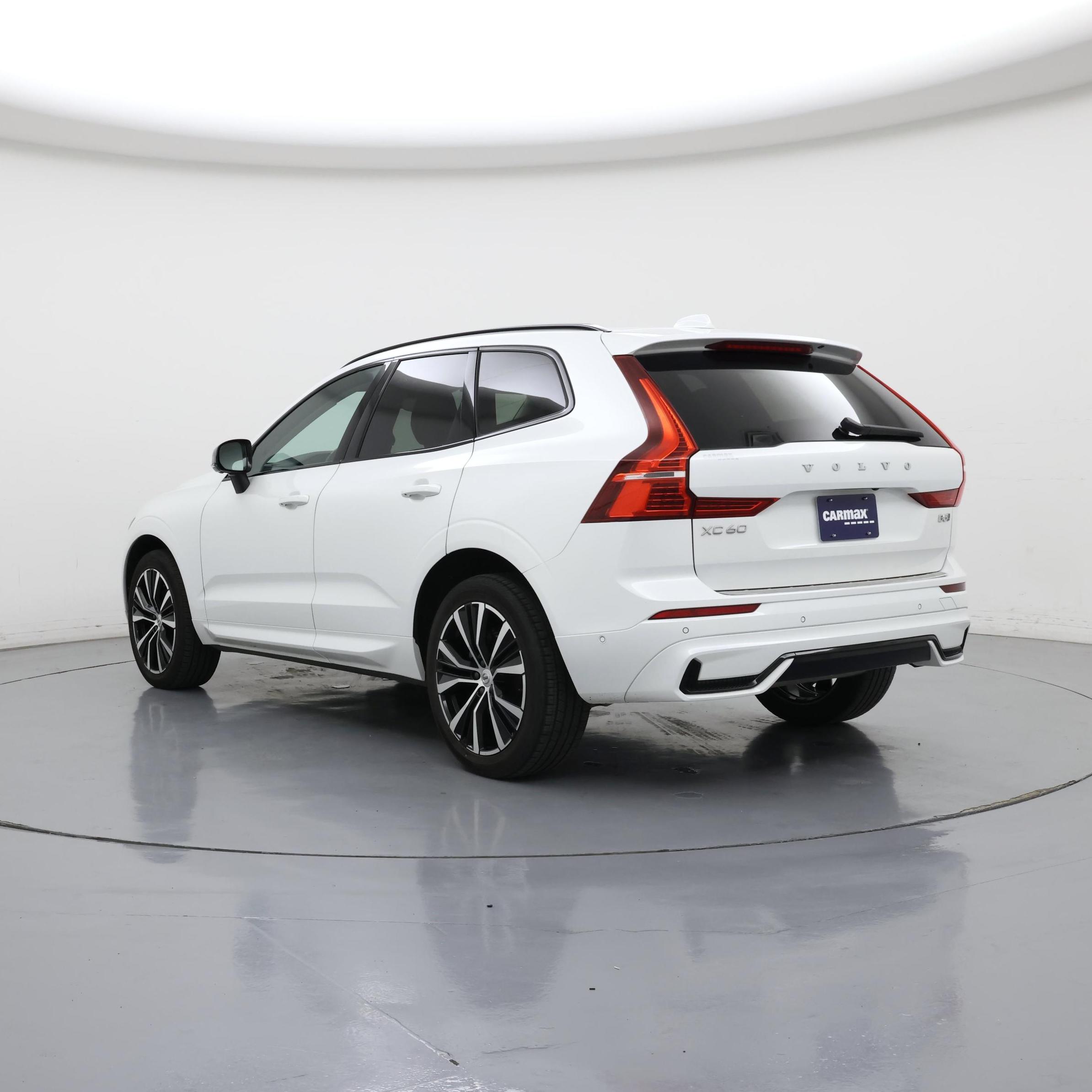Thumbnail: 2023 Volvo XC60 - 2