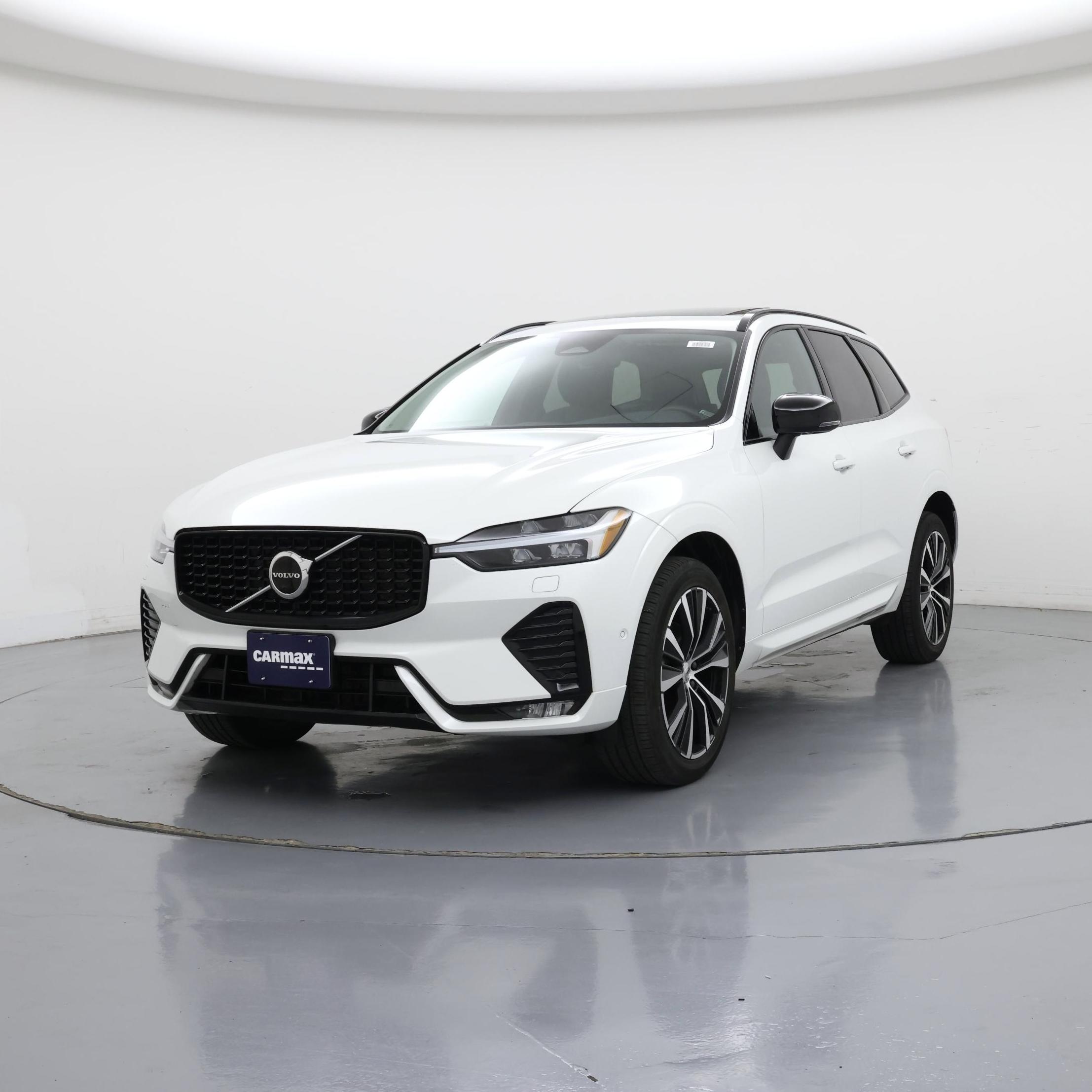 Thumbnail: 2023 Volvo XC60 - 4